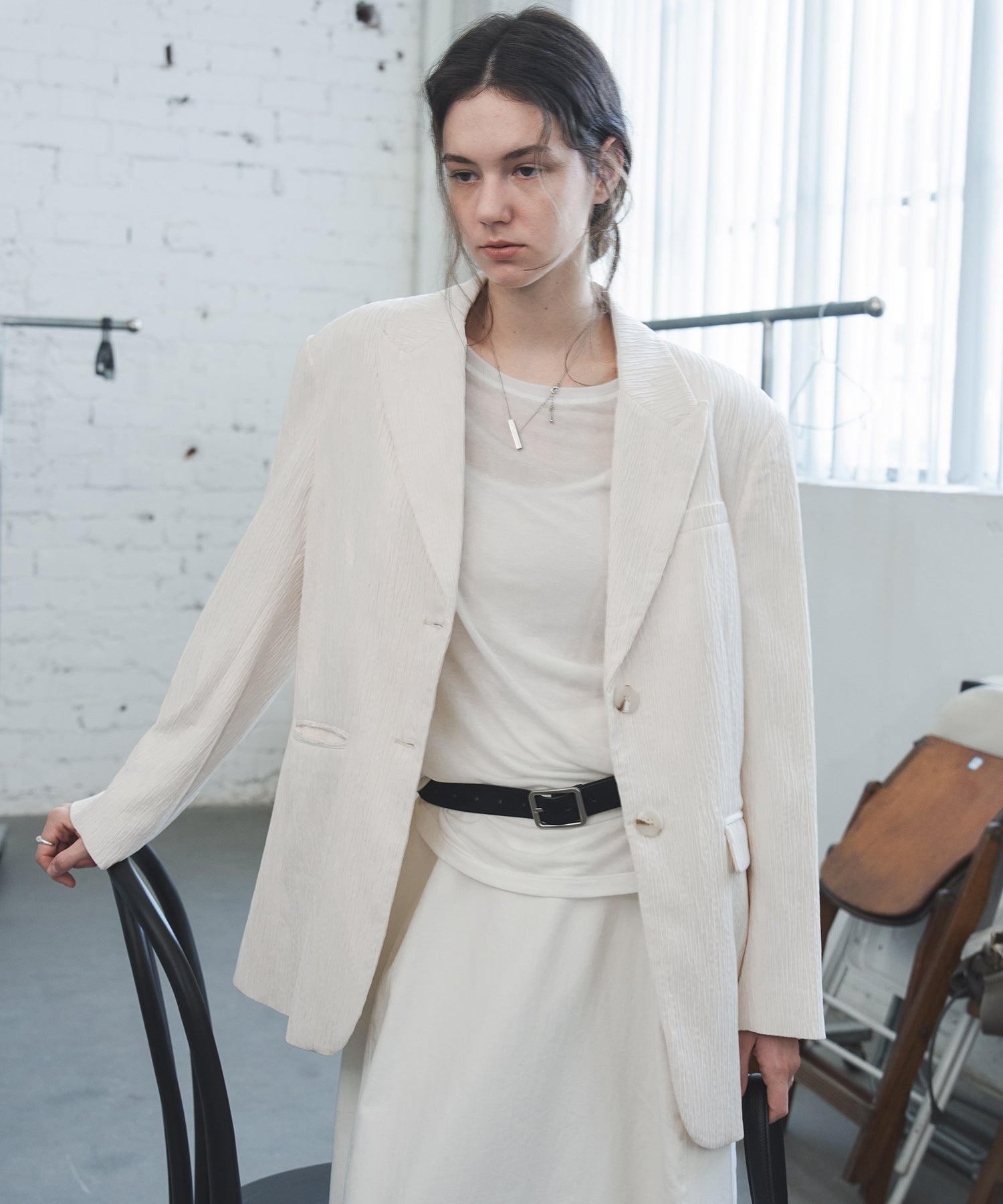 Crinkle Texture White Peak-Lapel Blazer(Shoulder Pads)