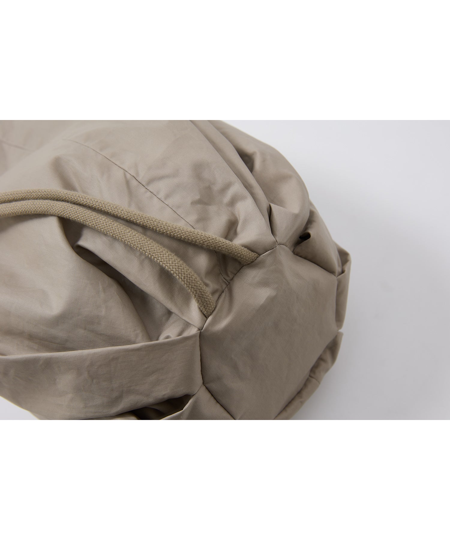 "Shipping from late February to early March" Drawstring Gathered Mini Shoulder Bag