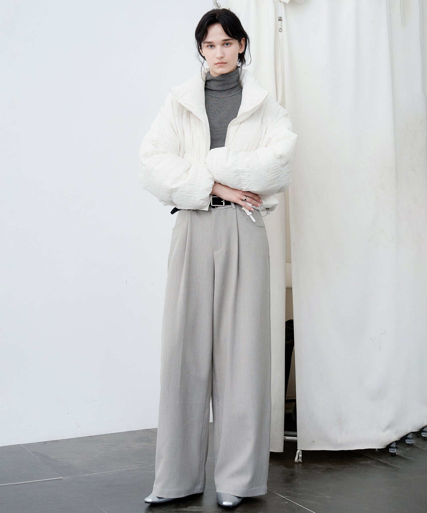 Textured Low-Rise Wide Straight Curved Pants
