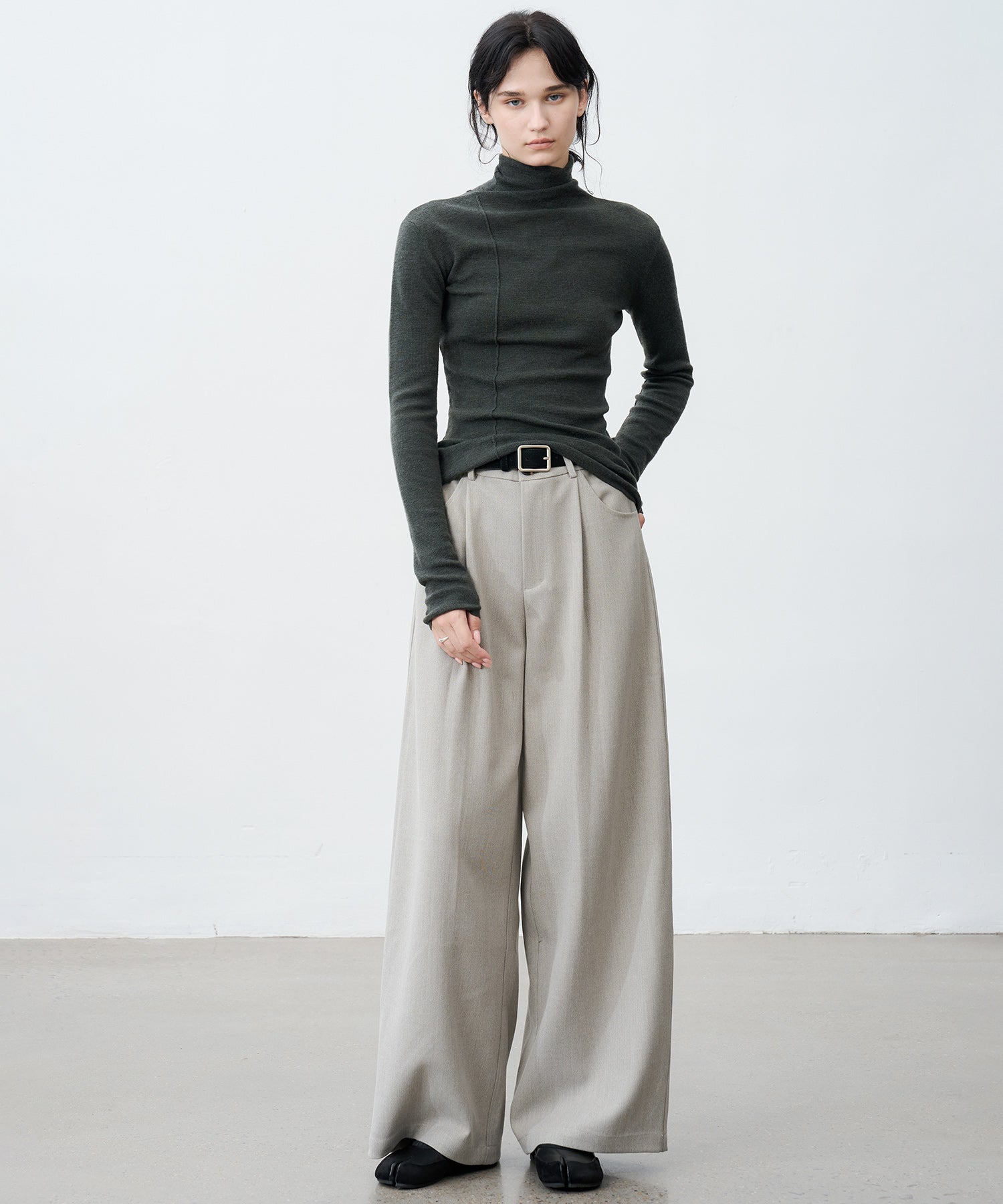 Textured Low-Rise Wide Straight Curved Pants