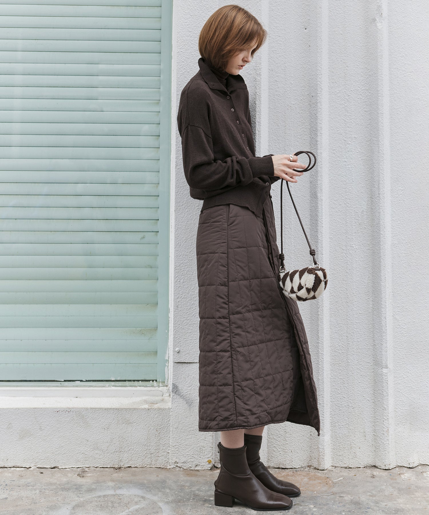 Quilted Overlap Long Skirt Straight Silhouette Padded Warm Winter Skirt