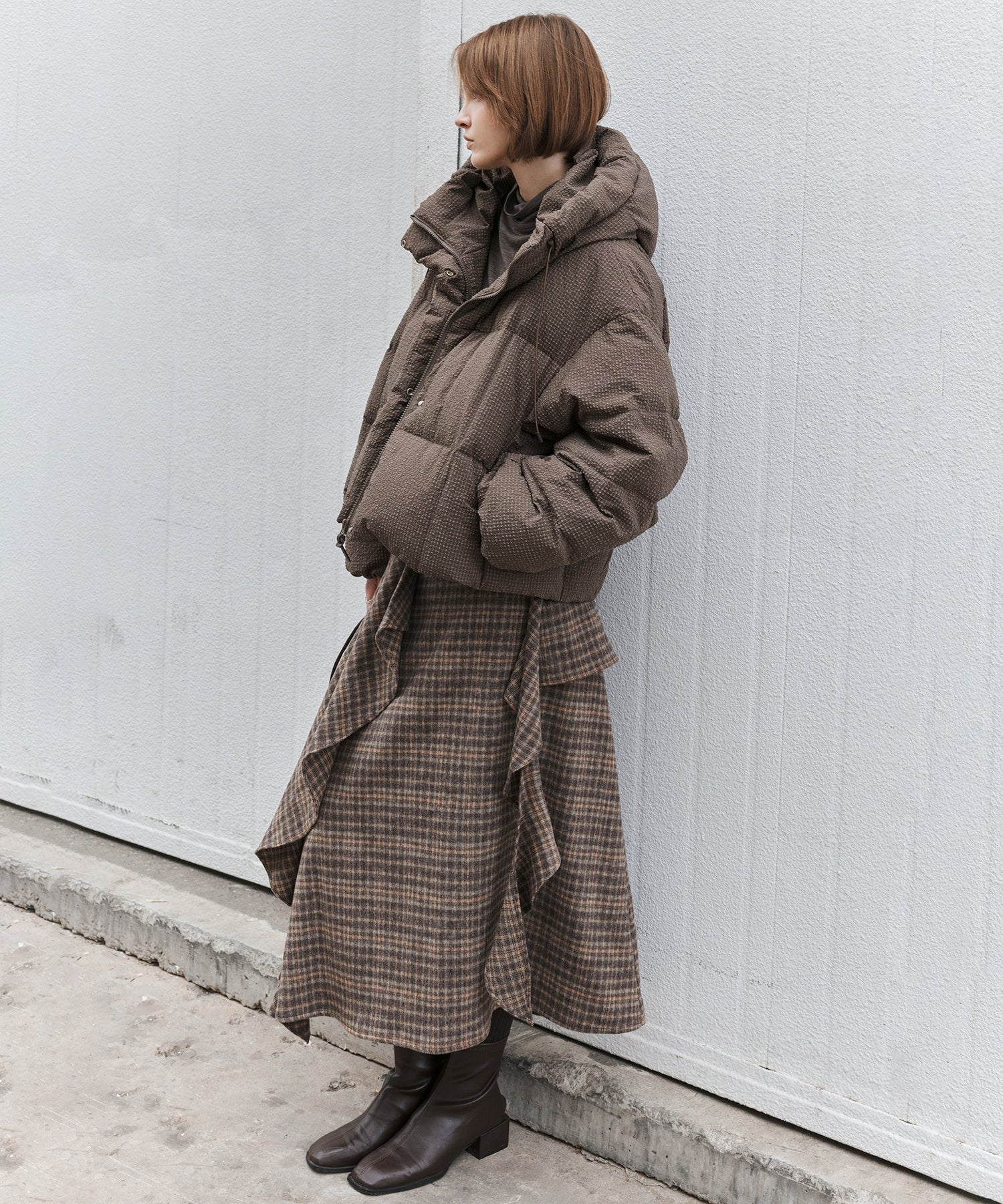 Textured Crinkle Hooded Short Down Jacket