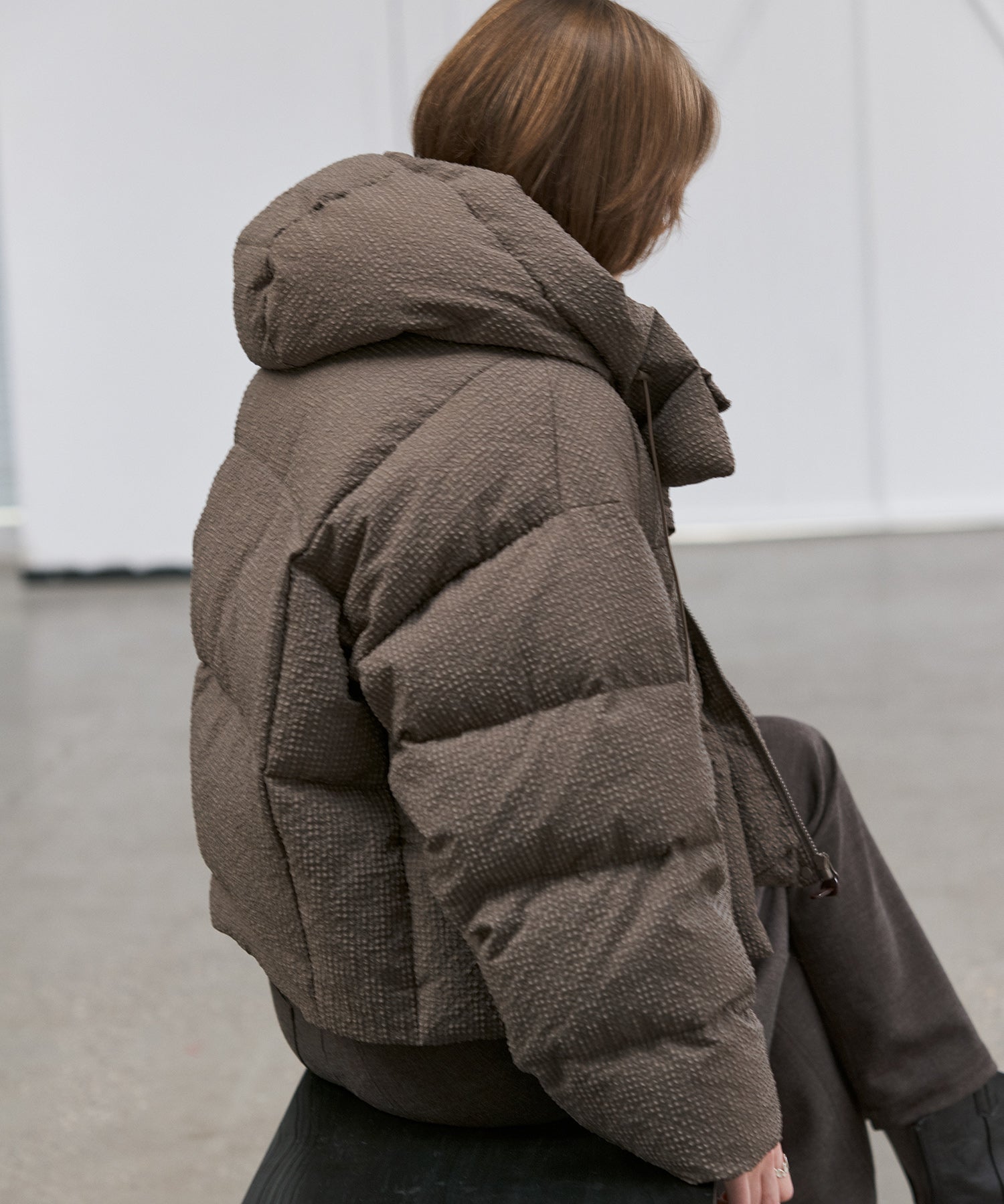 Textured Crinkle Hooded Short Down Jacket