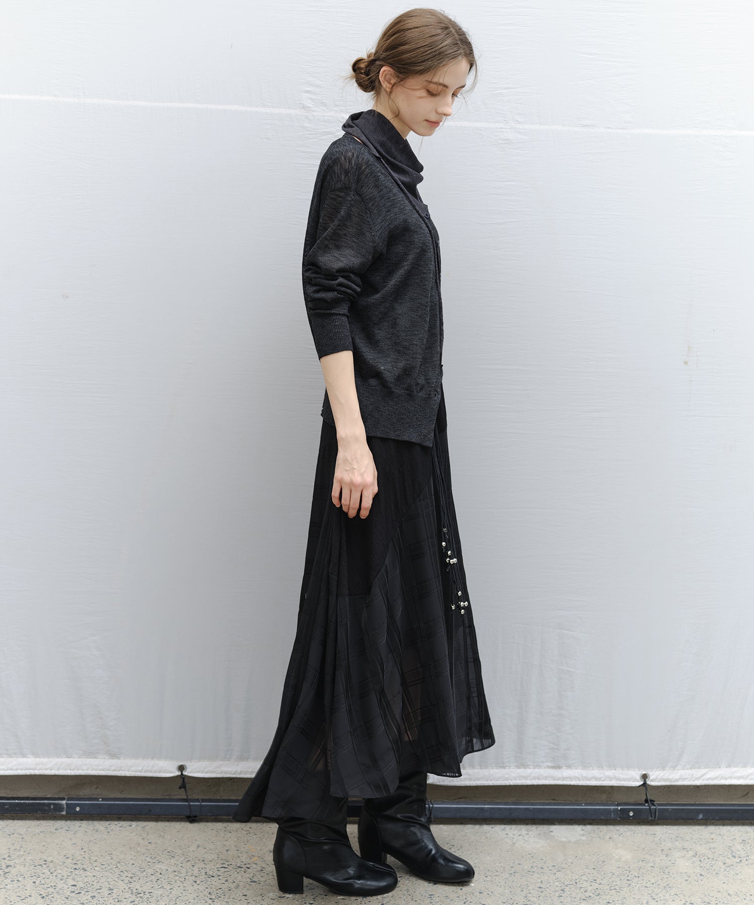 "Ships early March" Sheer Slub Yarn Crewneck Cardigan Set (with Scarf)