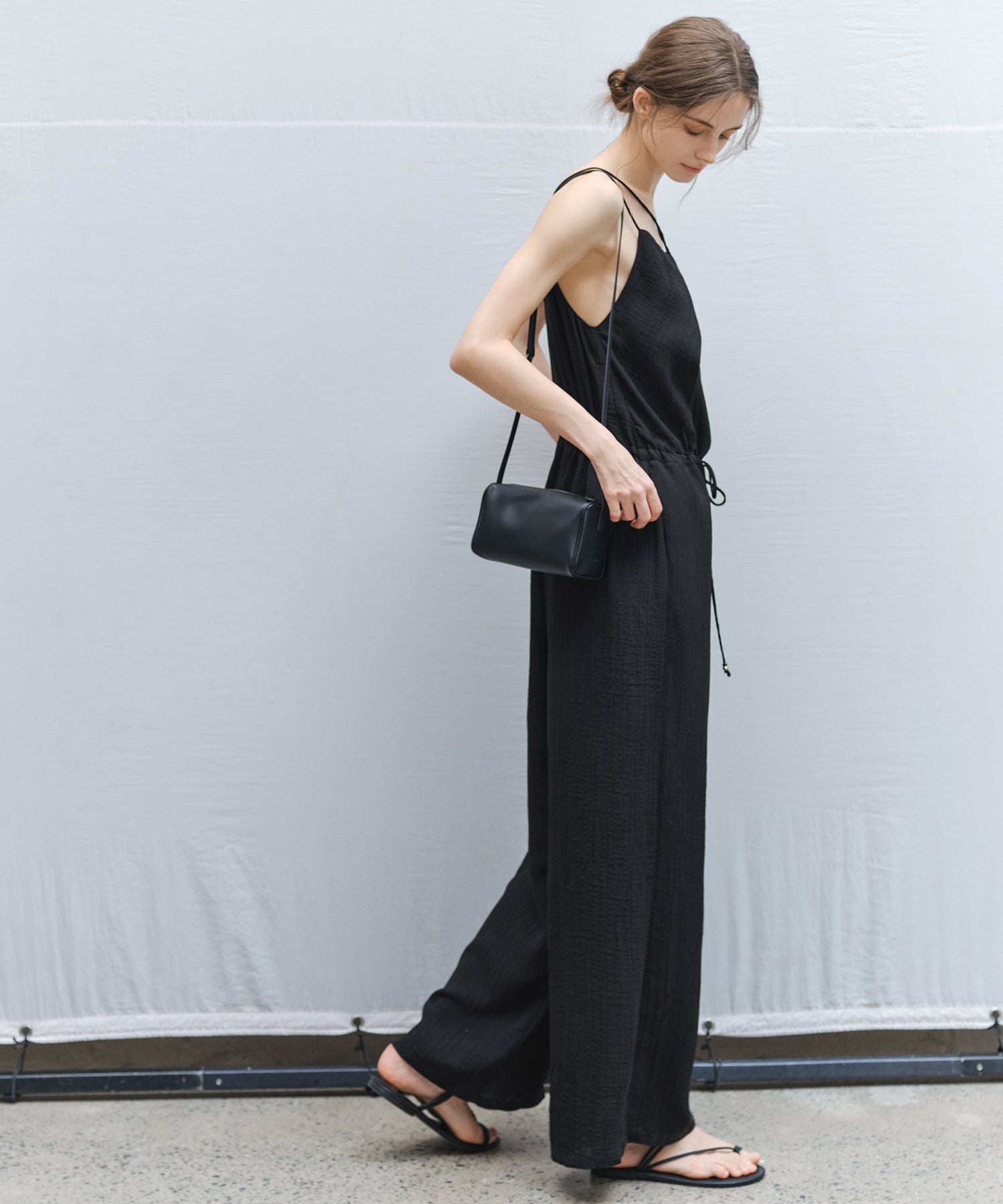 Cross Neck All-in-One