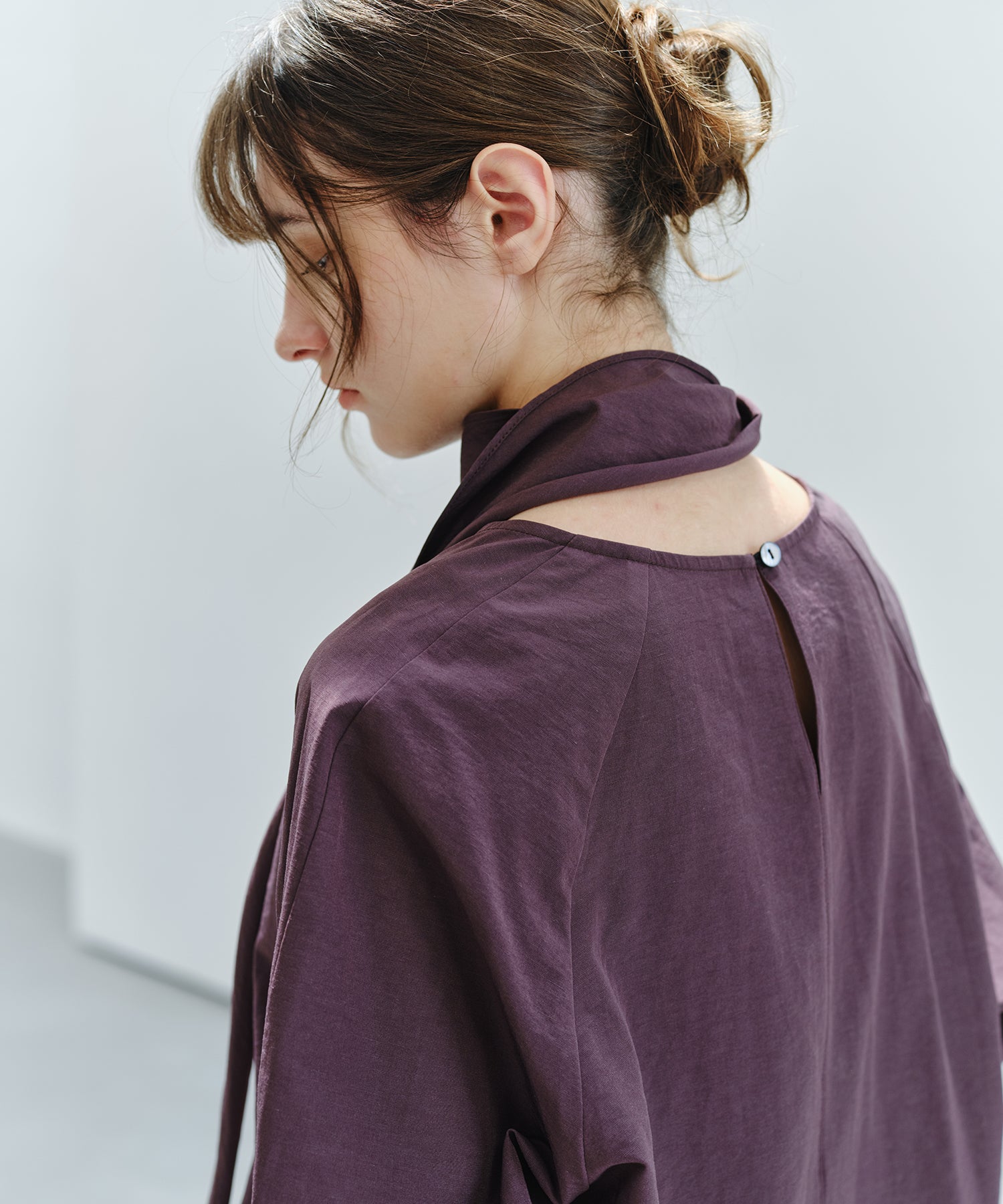 「9月下旬出荷予定」Cross Stole Collar Oversized Shirt