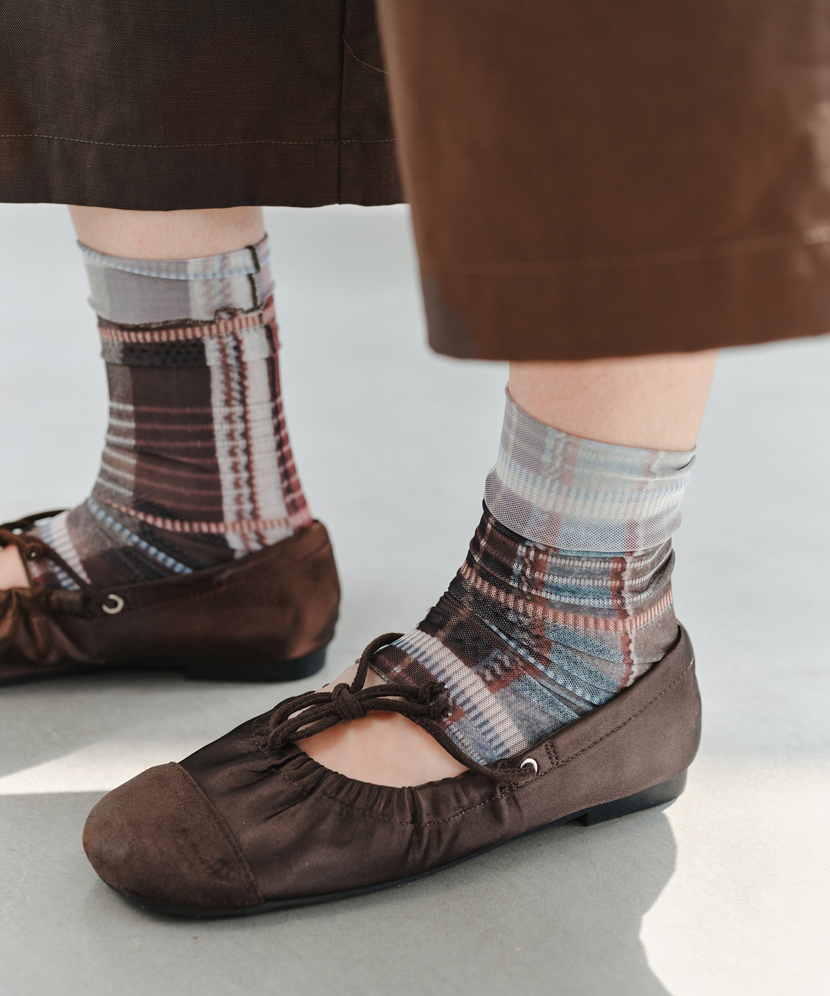 「9月下旬出荷予定」Vintage Check Sheer Leg Warmers