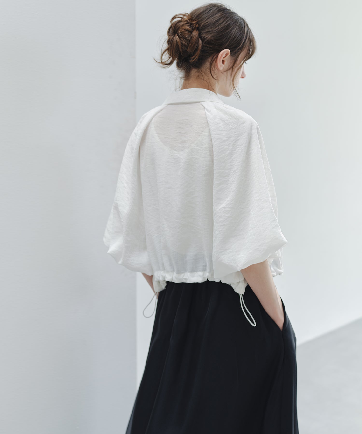 「7月上旬～中旬出荷」Sheer Stripe Balloon Sleeve Cropped Shirt