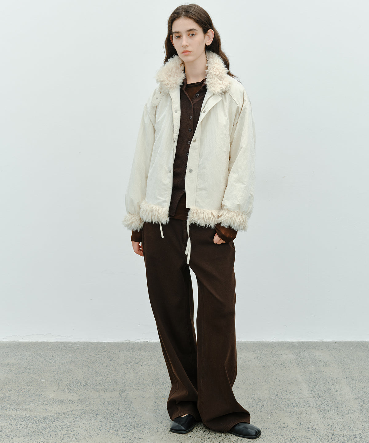 「10月下旬出荷予定」Faux Fur Trim Stand Collar Short Down Jacket