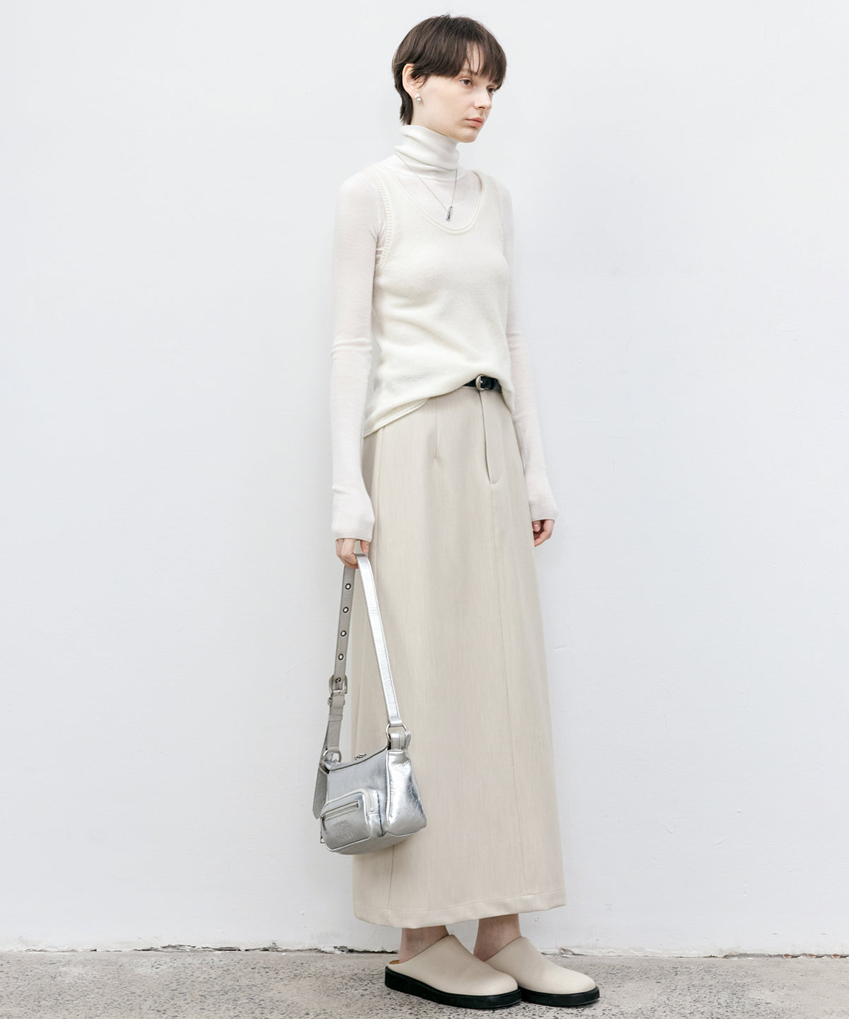 Back Slit Straight Maxi Skirt