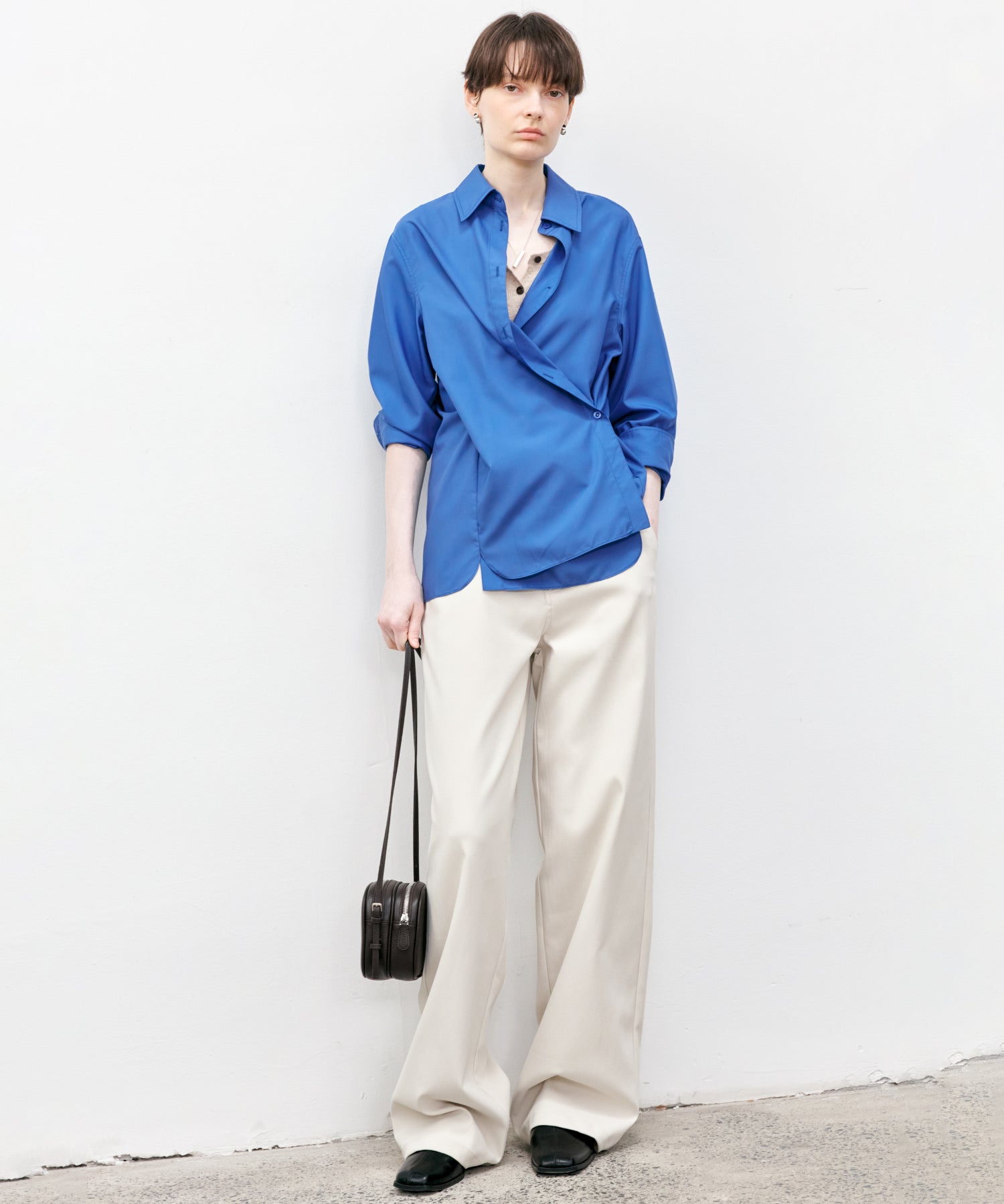 Wide-Leg Straight Trousers