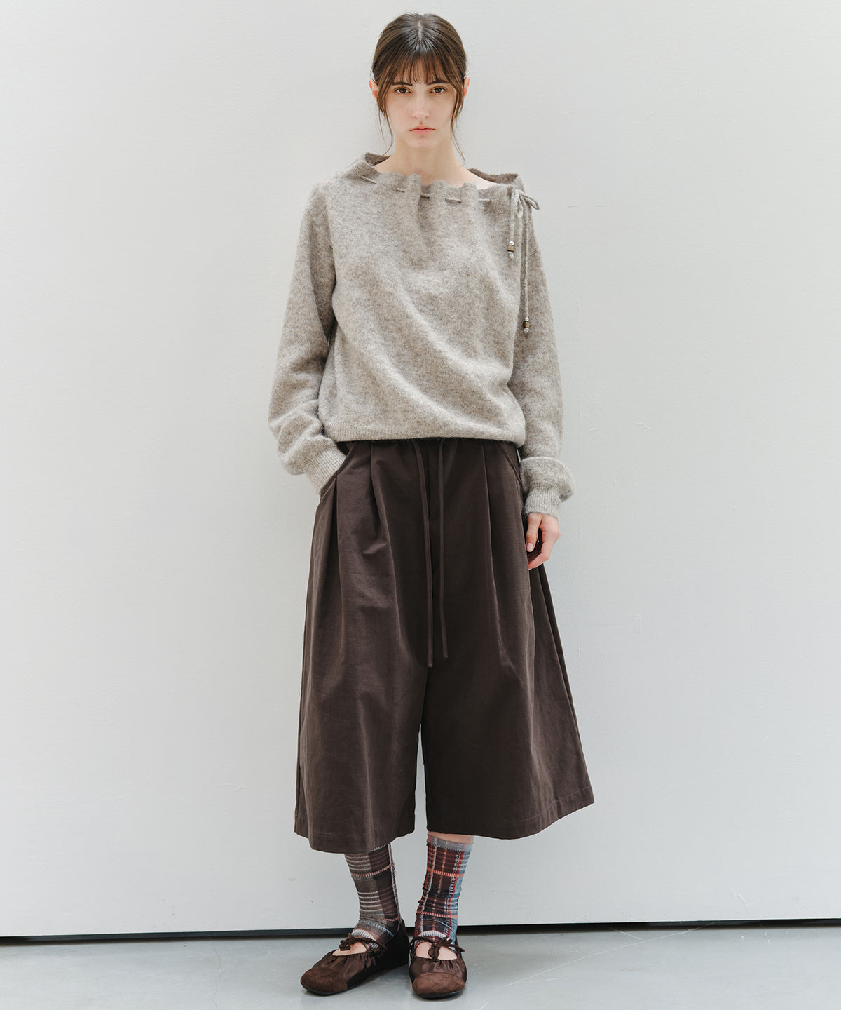 「9月下旬出荷予定」Vintage Check Sheer Leg Warmers