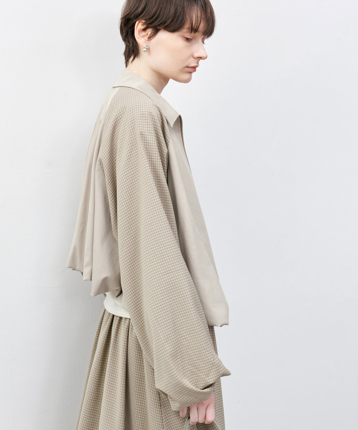 Check Panel Balloon Sleeve Short Blouson