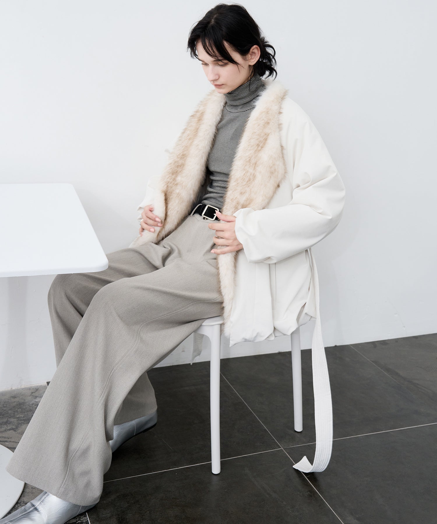 Faux Fur Collar Balloon Down Jacket