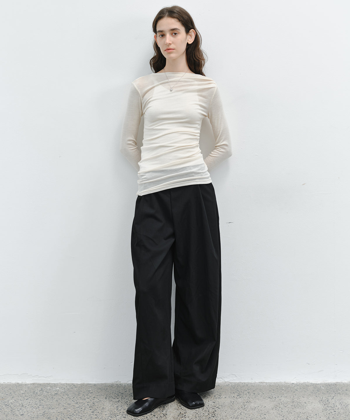 「10月下旬出荷予定」Tucked Wide Straight Slacks Pants