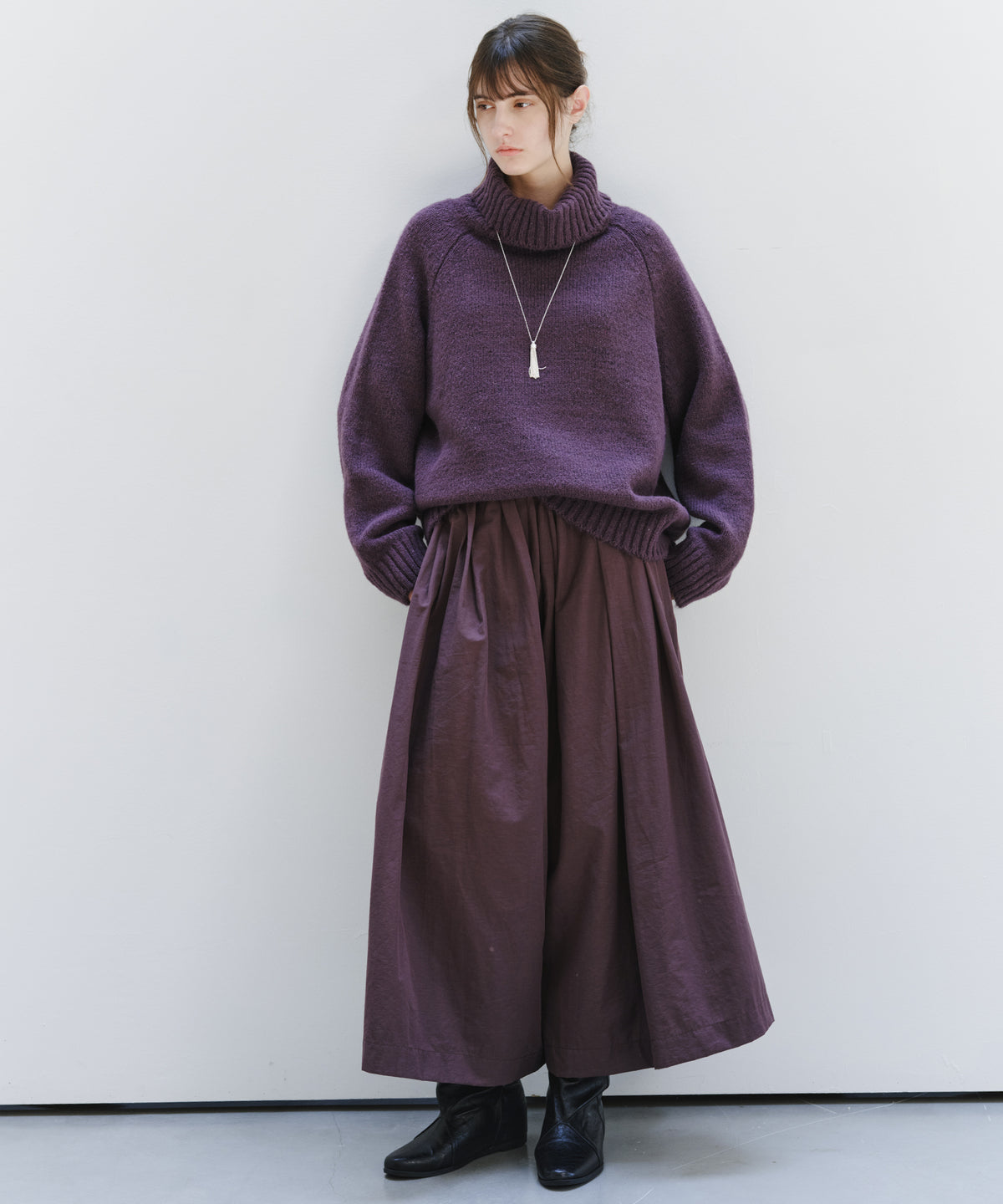 「11月下旬出荷予定」Turtleneck Raglan Knit Sweater