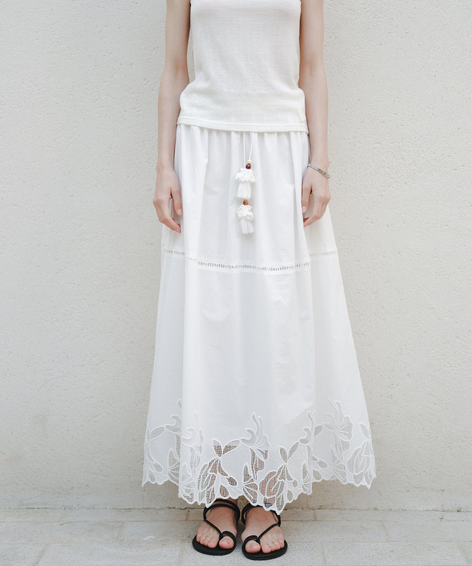 「8月中旬～下旬出荷」Cutwork Embroidery Drawstring Long Skirt