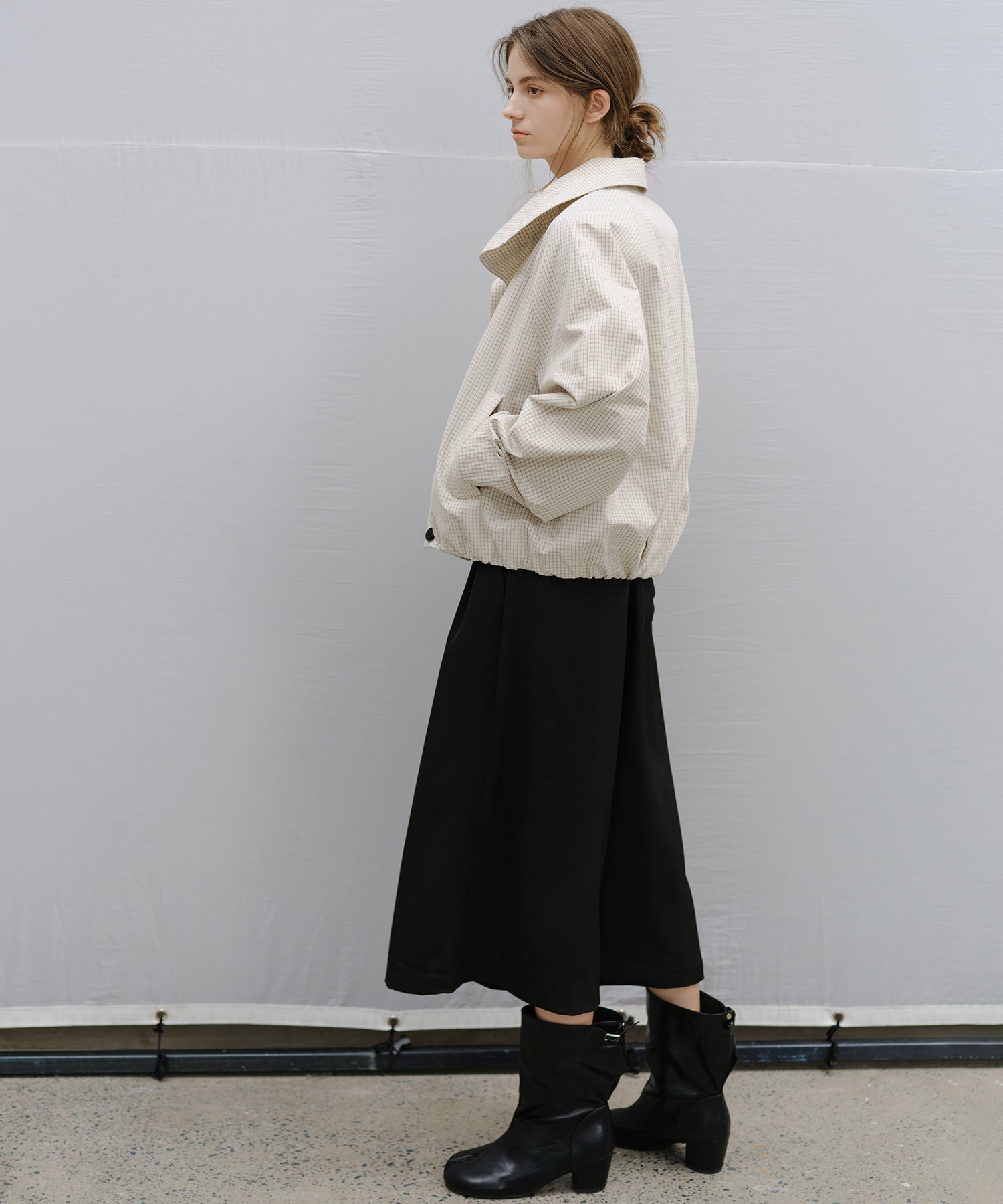 「2월 하순~3월 상순 출하」Double-Breasted Check Cropped Jacket