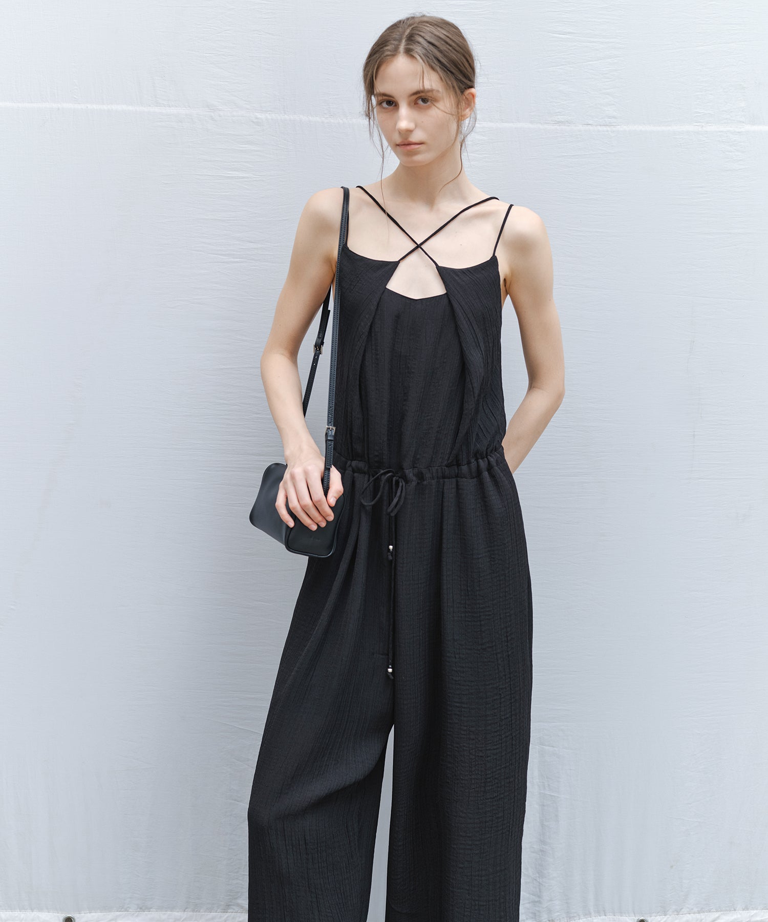 Cross Neck All-in-One