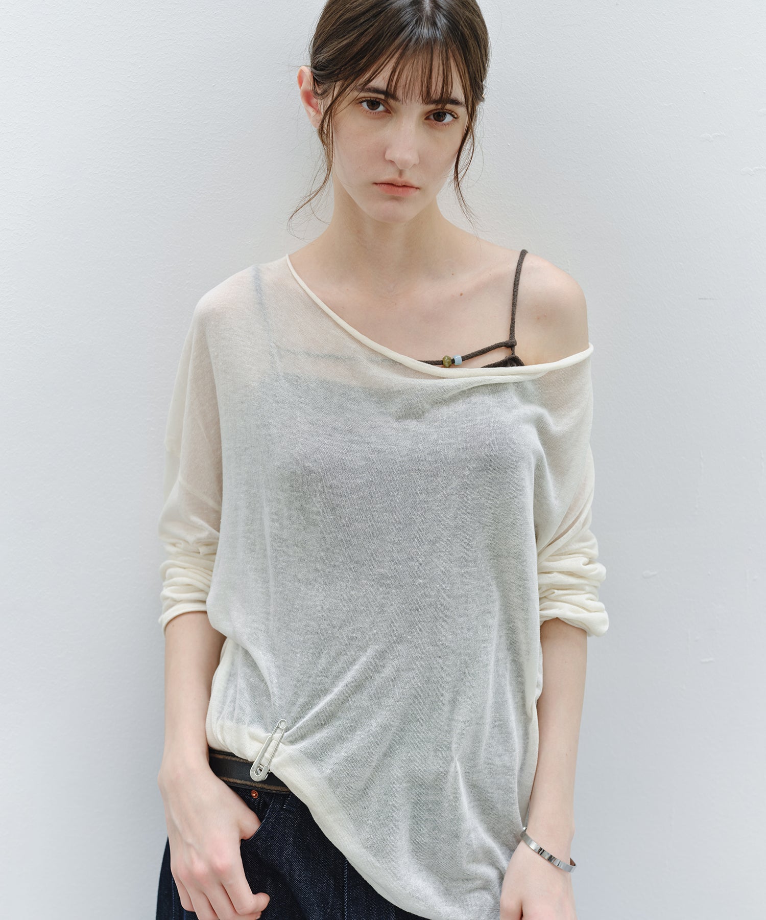 「9月下旬出荷予定」Drape Neck Sheer Loose Knit Top