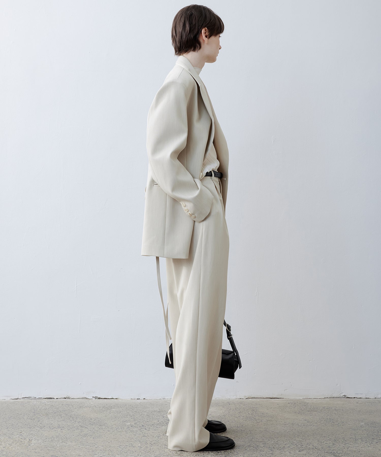 Mid-Rise Tapered Trousers
