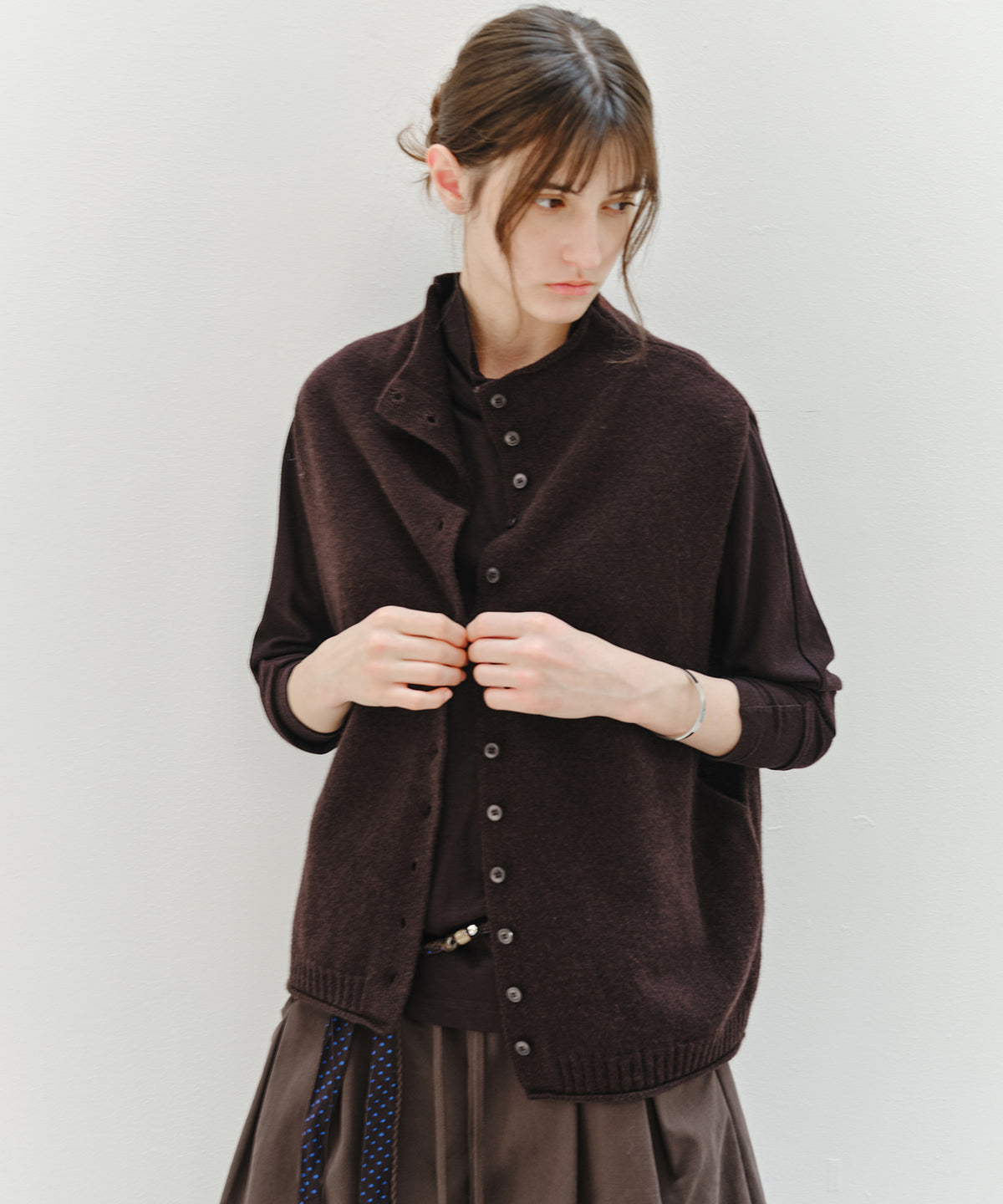 「10月下旬出荷予定」100% Wool High Neck Button Knit Vest