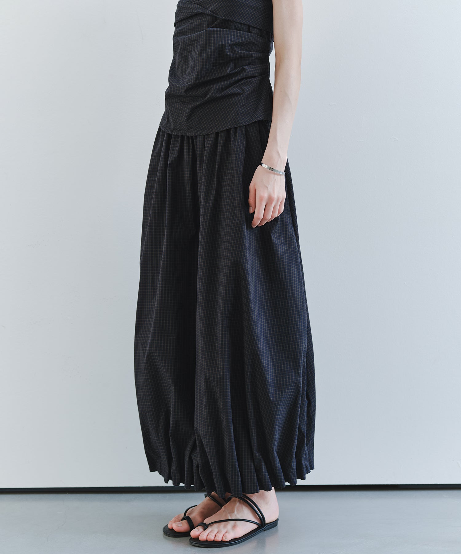 「7月上旬～中旬出荷」Tucked Balloon Hem Maxi Skirt