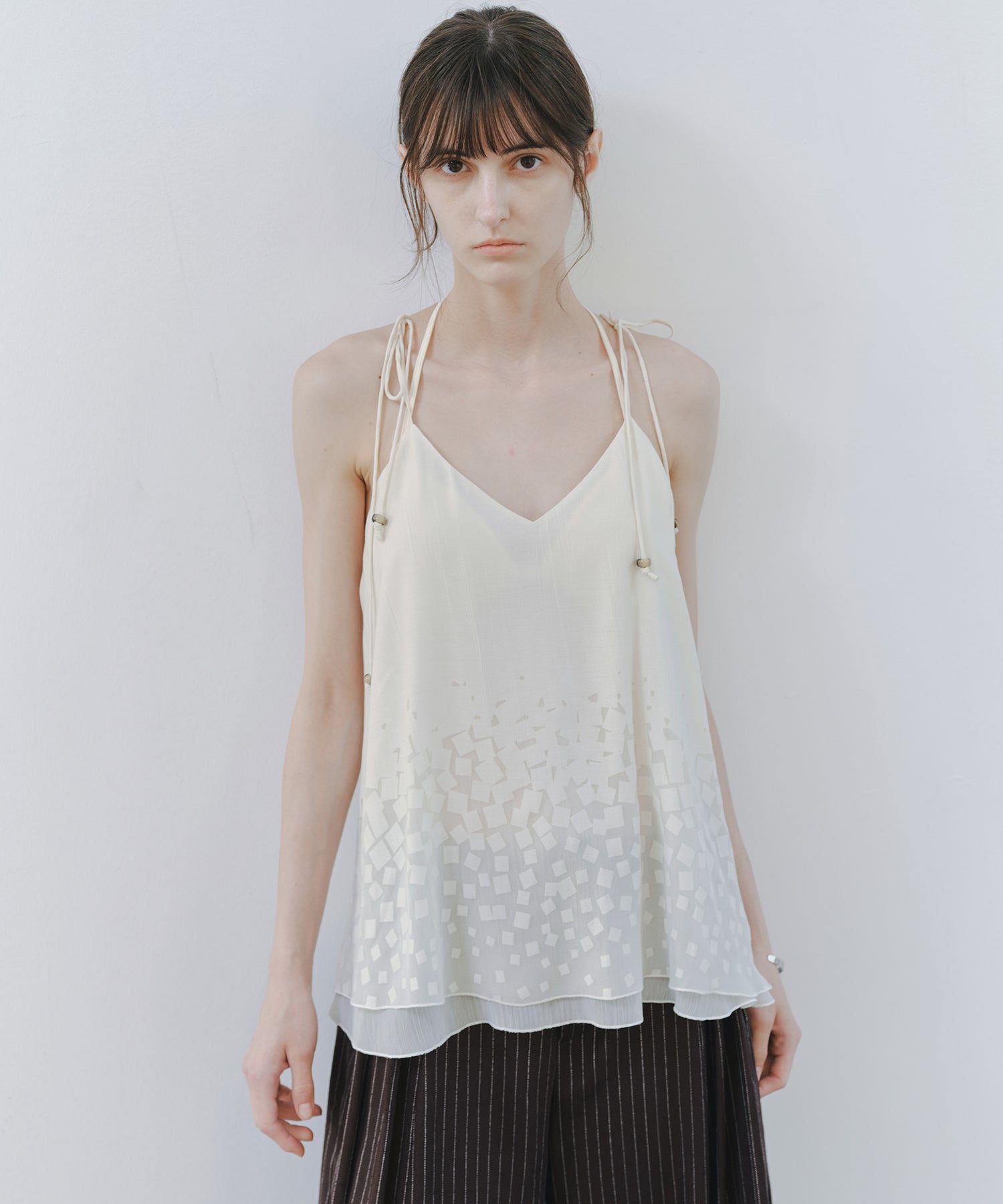 「7月中旬～下旬出荷」Gradient Square Sheer Camisole Top