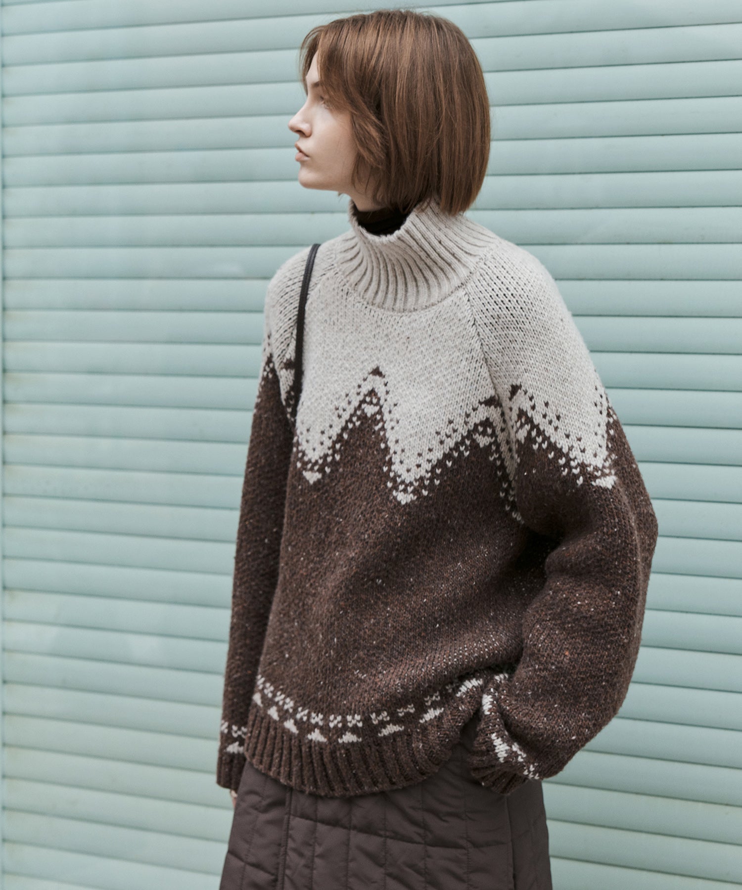 Totem Pattern Heavyweight Jacquard Turtleneck Sweater