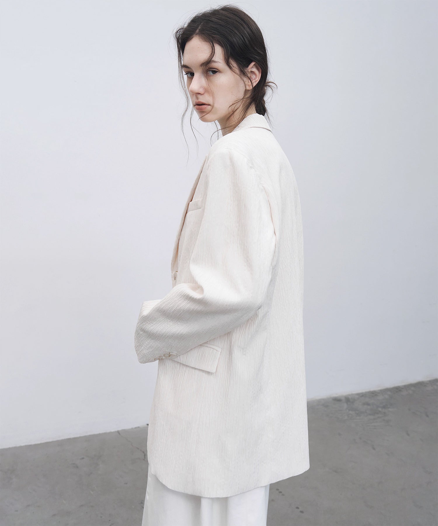 Crinkle Texture White Peak-Lapel Blazer(Shoulder Pads)