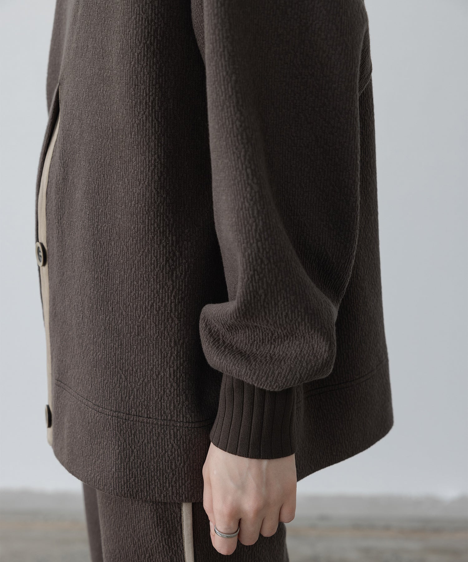 Front slit high neck cut jacquard top 