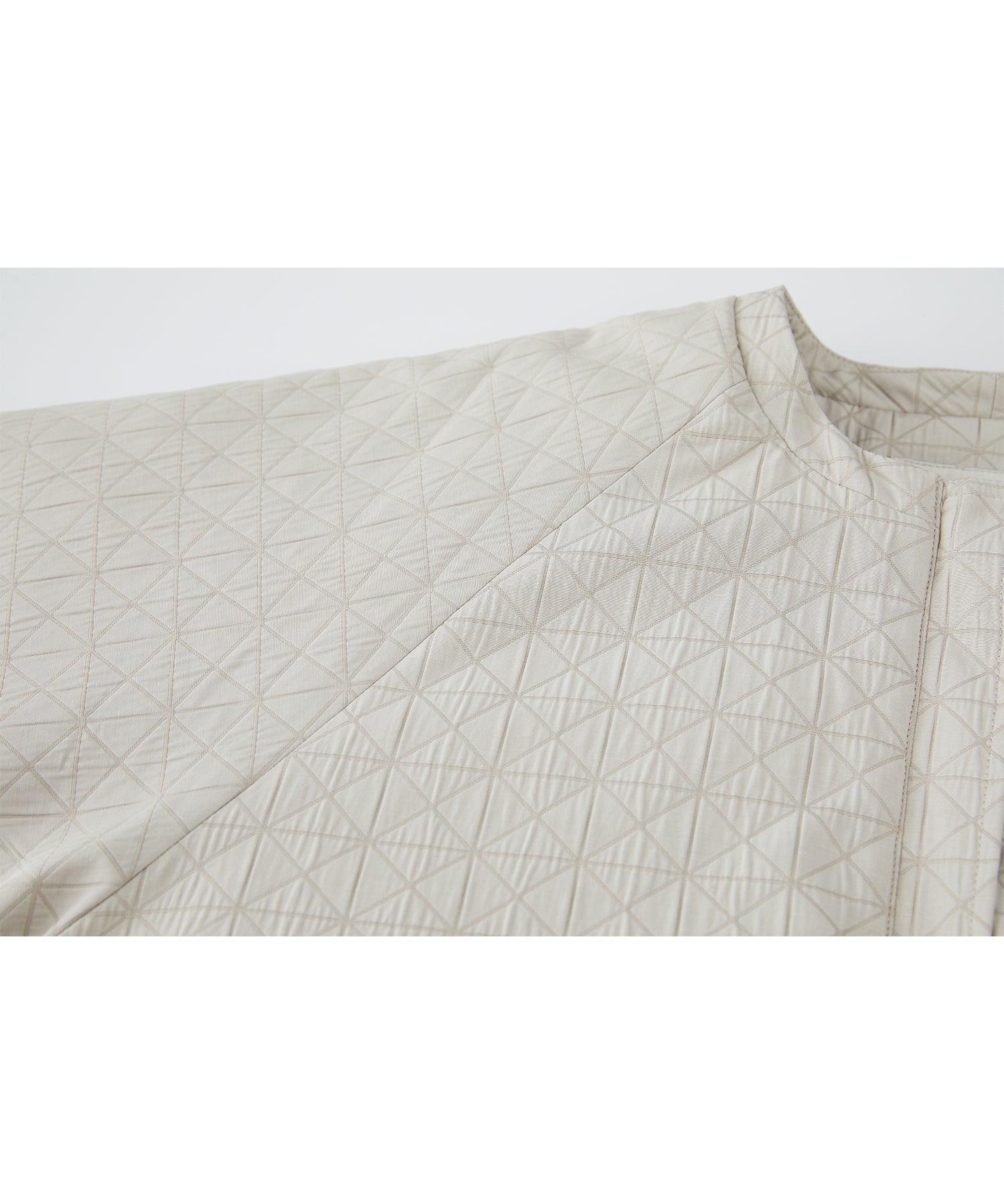 Diamond Jacquard Quilted Down Coat – Belt &amp; Scarf Set