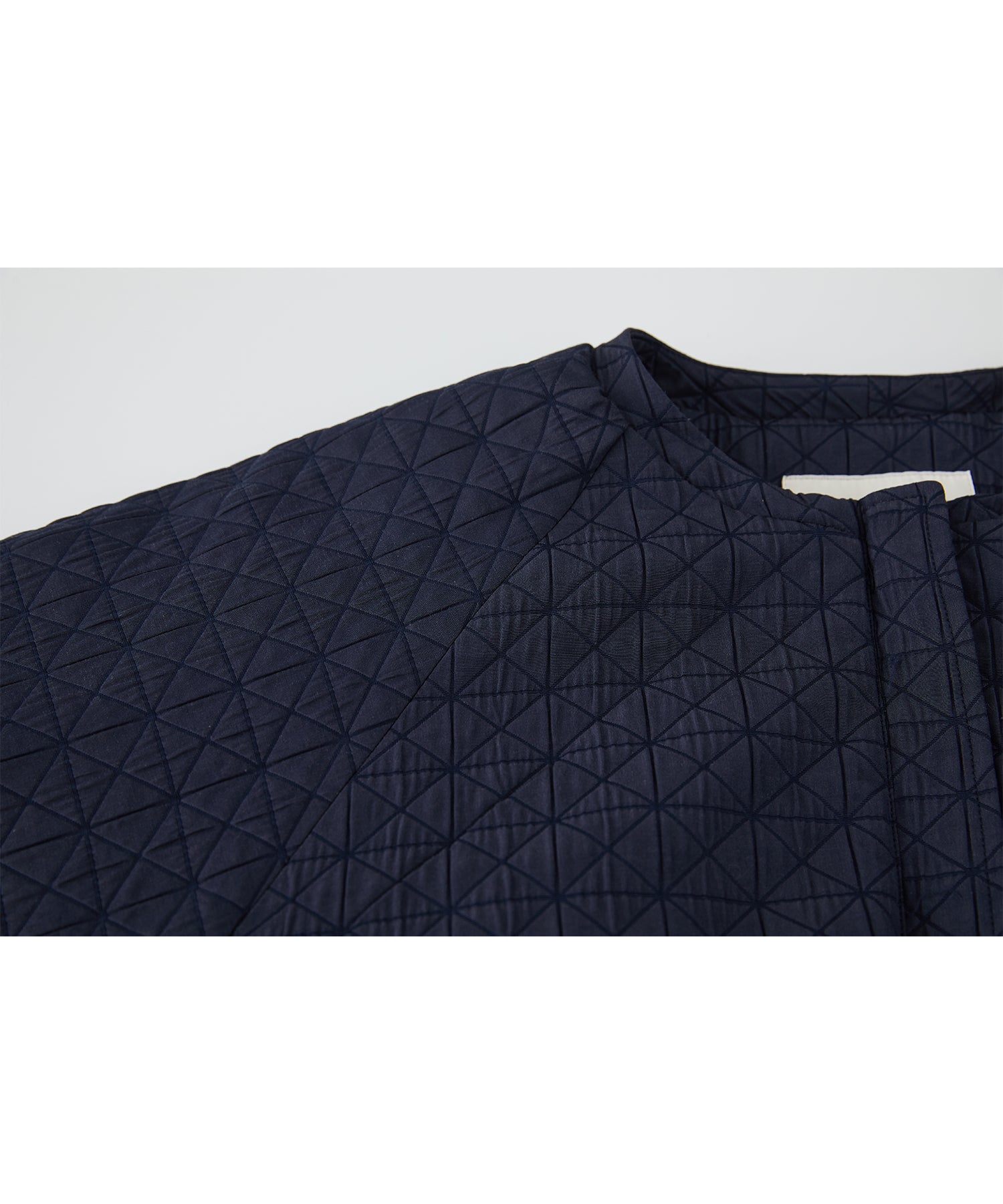 Diamond Jacquard Quilted Down Coat – Belt &amp; Scarf Set