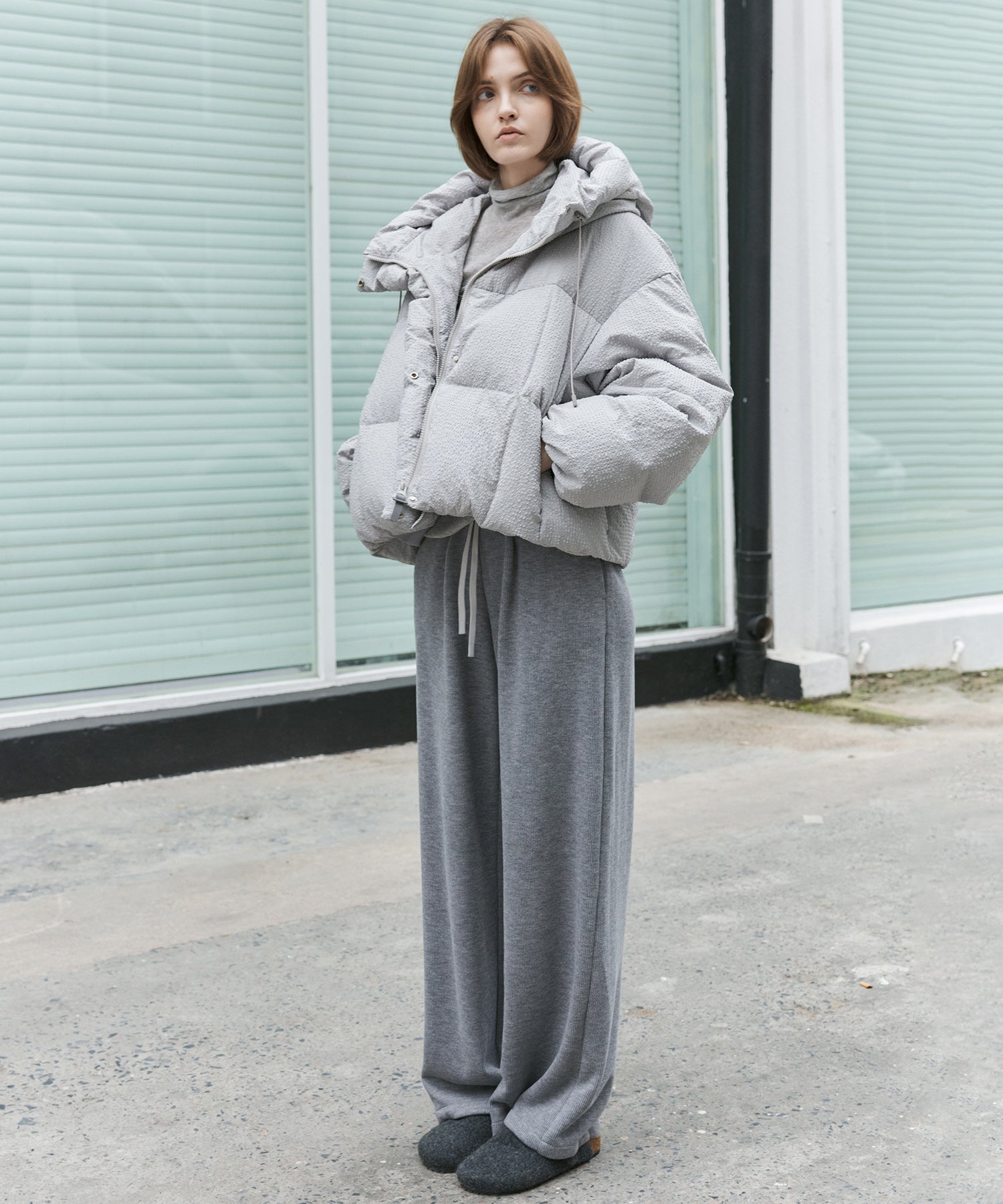 Textured Crinkle Hooded Short Down Jacket