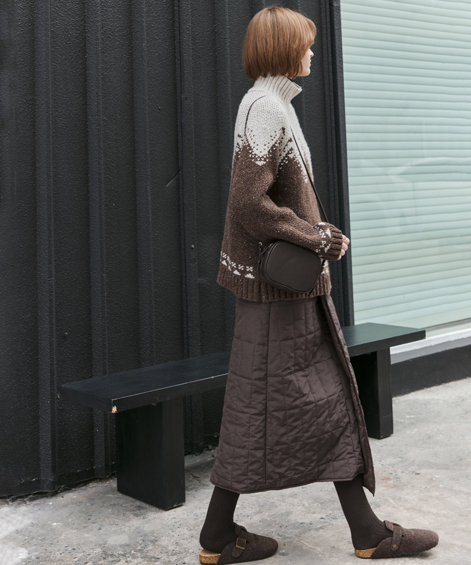 Totem Pattern Heavyweight Jacquard Turtleneck Sweater