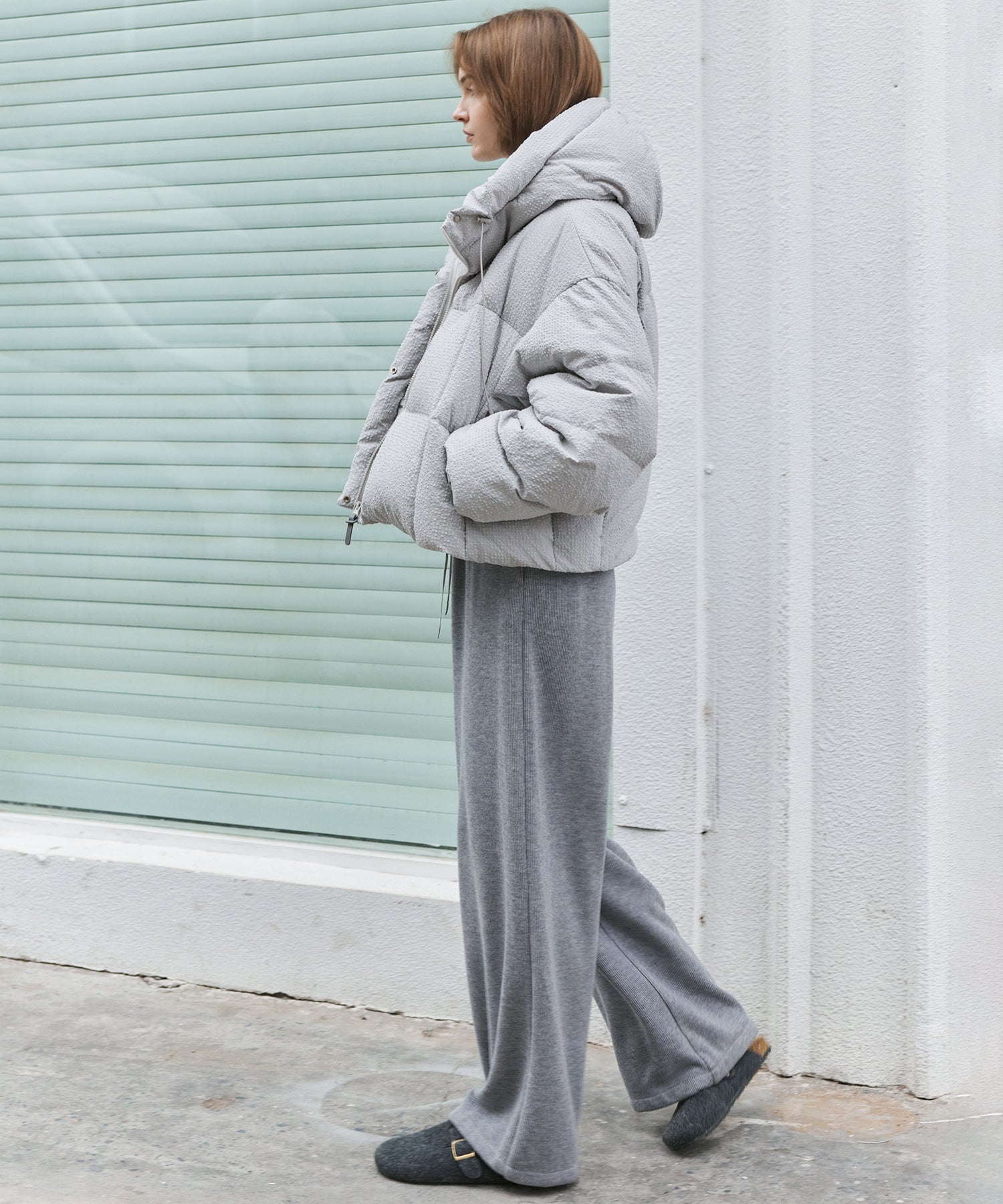 Textured Crinkle Hooded Short Down Jacket