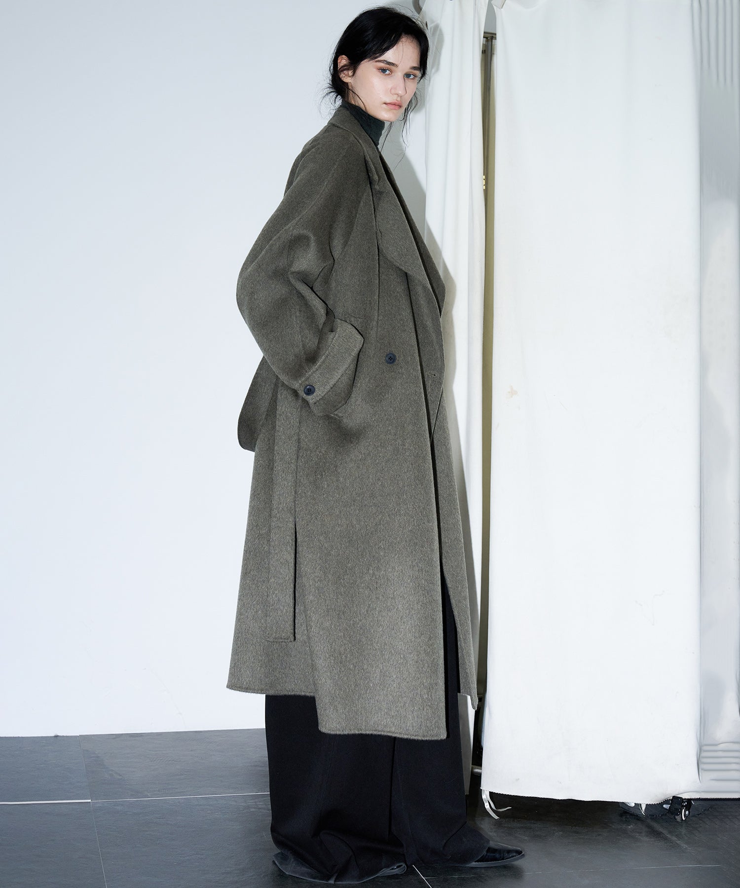 100% Wool Double-Face Trench Collar Oversized Silhouette Long Coat