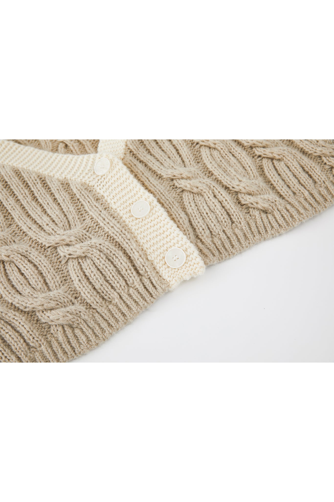 Cable Knit Cropped Bolero