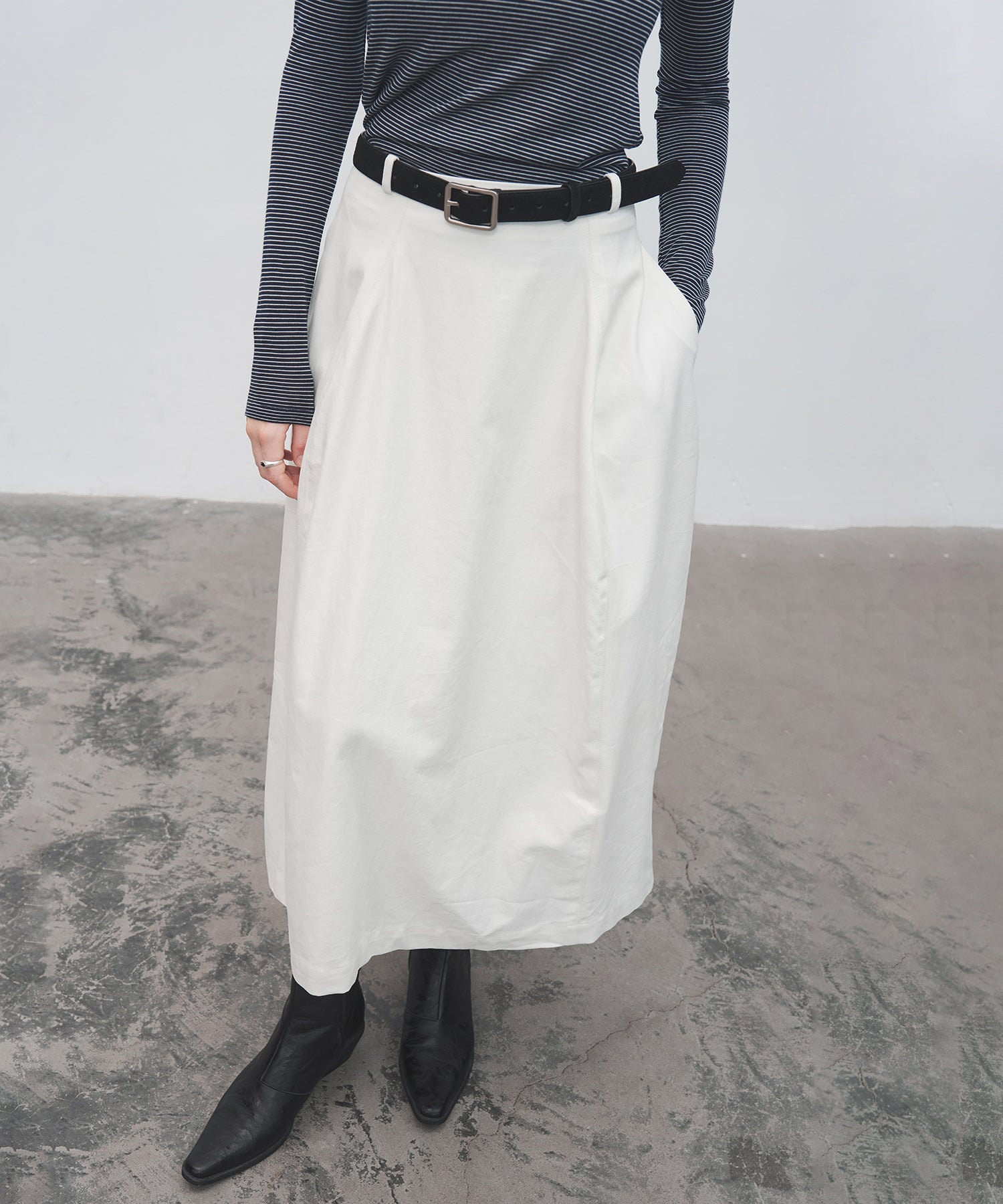 High-Waist Cocoon Balloon Skirt