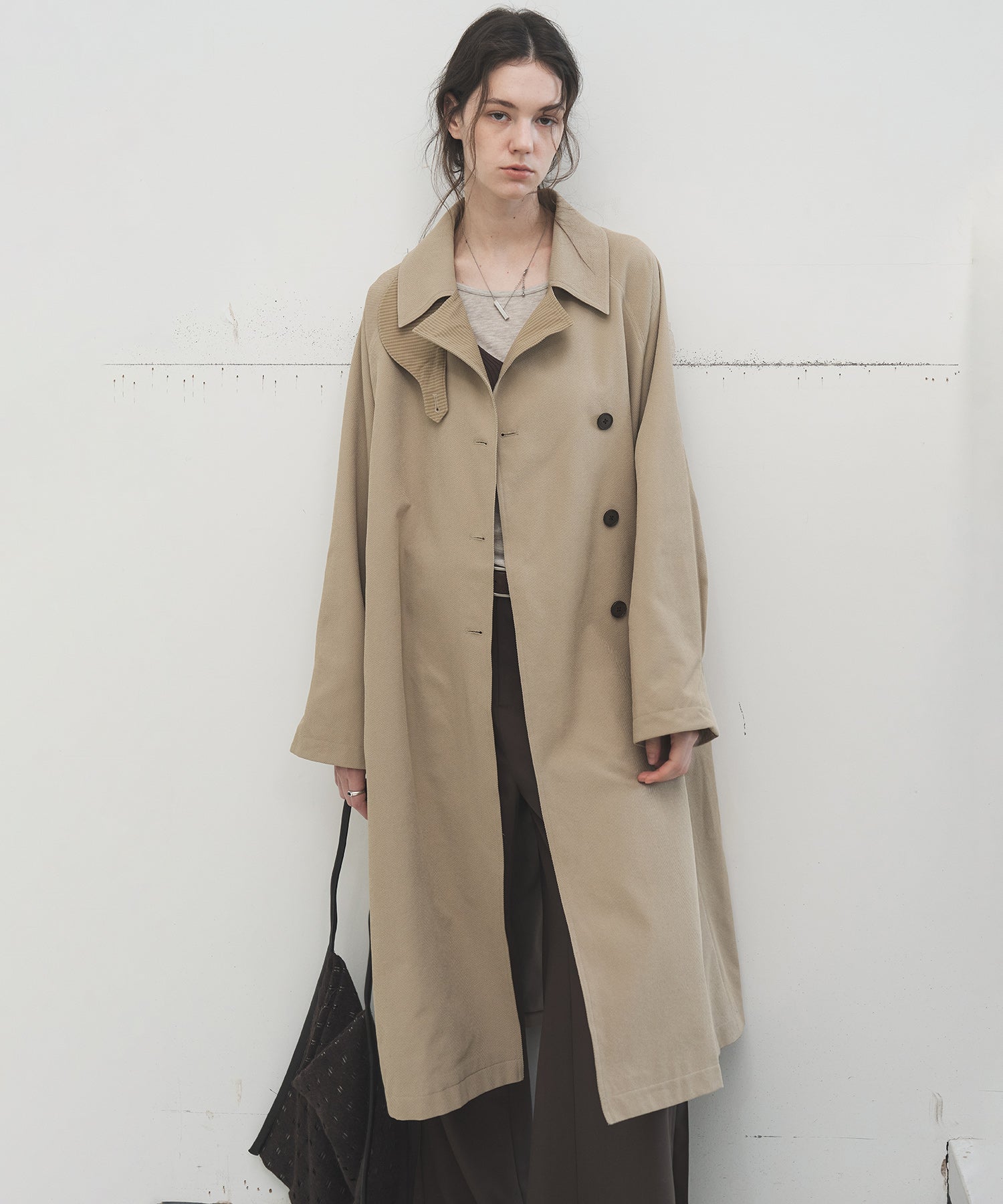 Structured Raglan Trench Coat – Oversized Fit