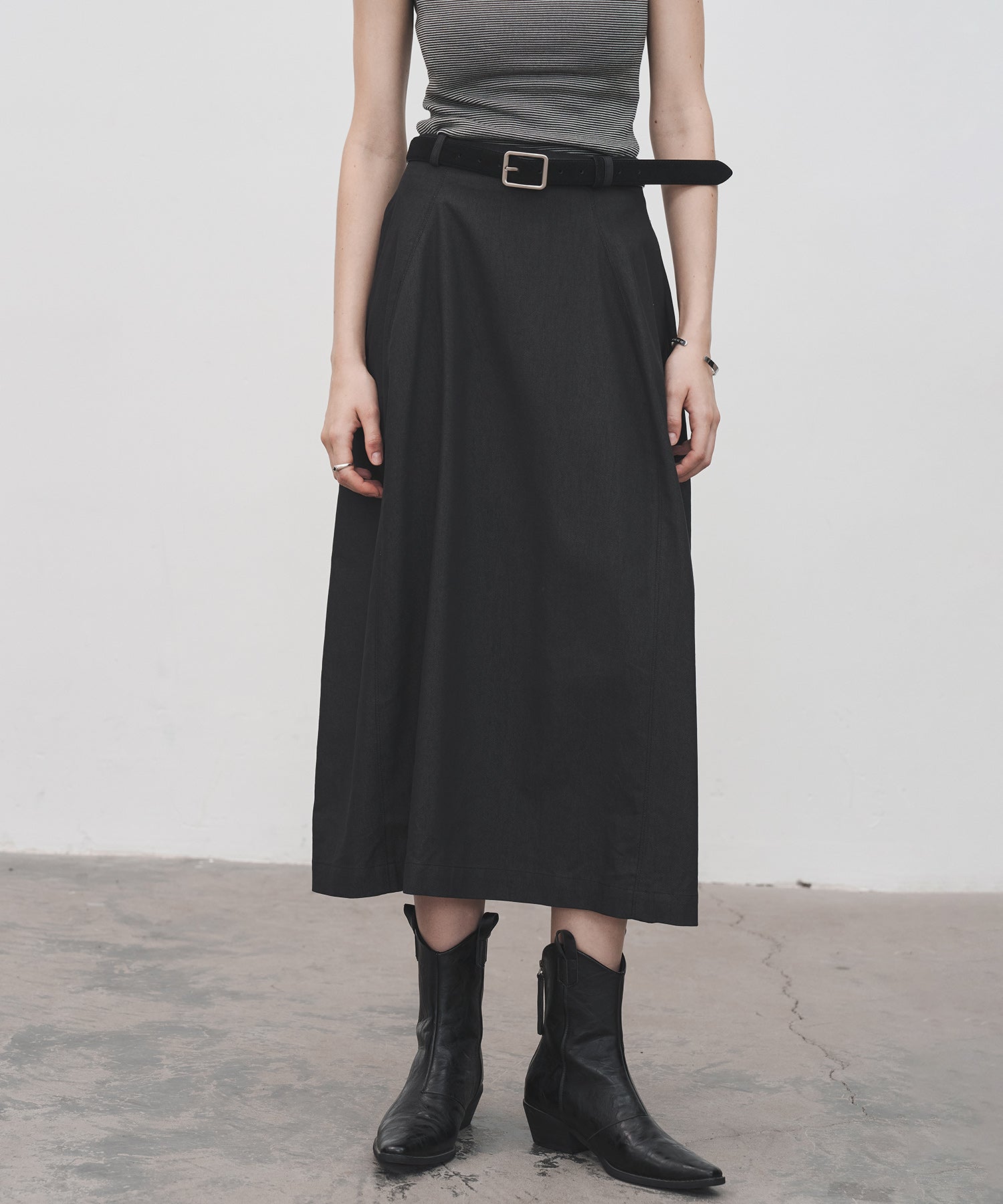 High-Waist Cocoon Balloon Skirt
