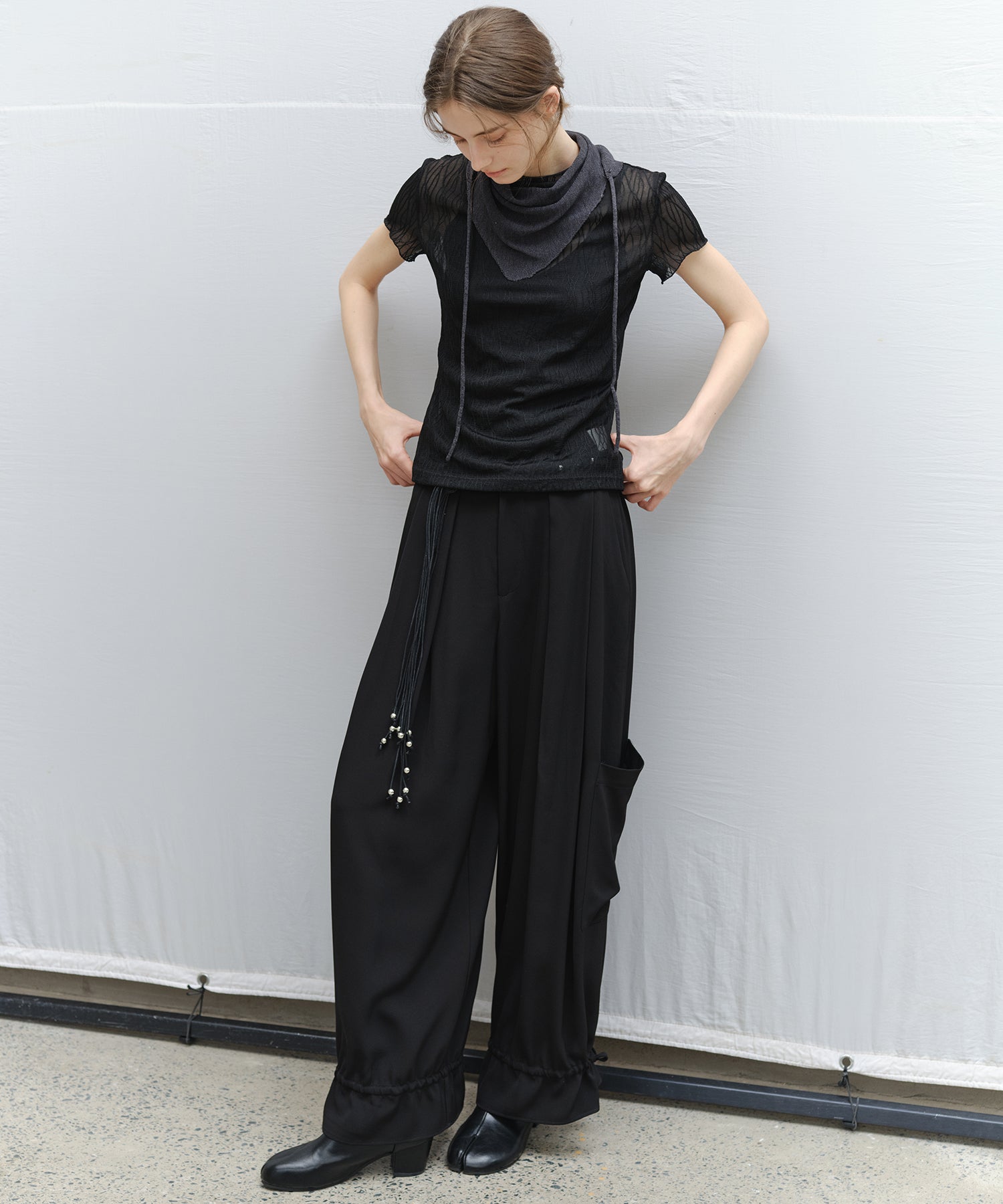 "Ships early March" Sheer Slub Yarn Crewneck Cardigan Set (with Scarf)