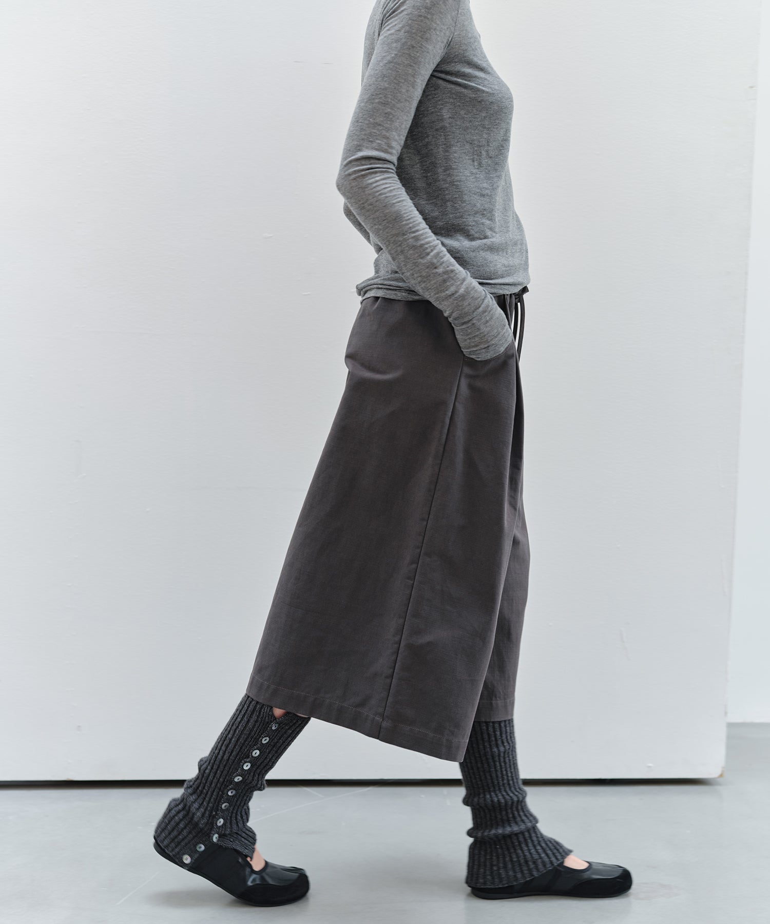 「9月下旬出荷予定」Drawstring Waist Wide Midi Pants