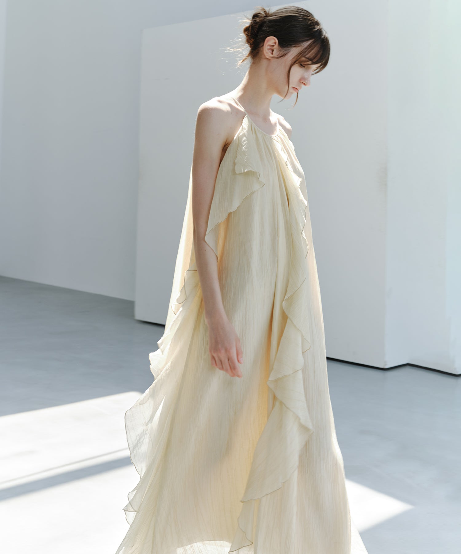 「7月中旬～下旬出荷」Sheer Ruffle Asymmetric Cami Dress