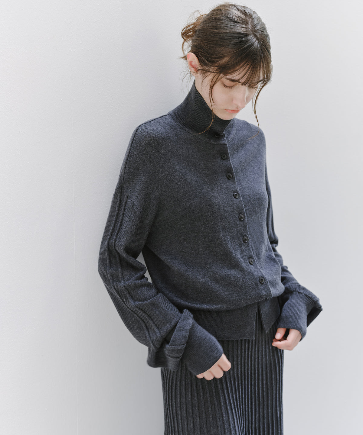 「10月下旬出荷予定」Wool Silk High Neck Button Knit Cardigan