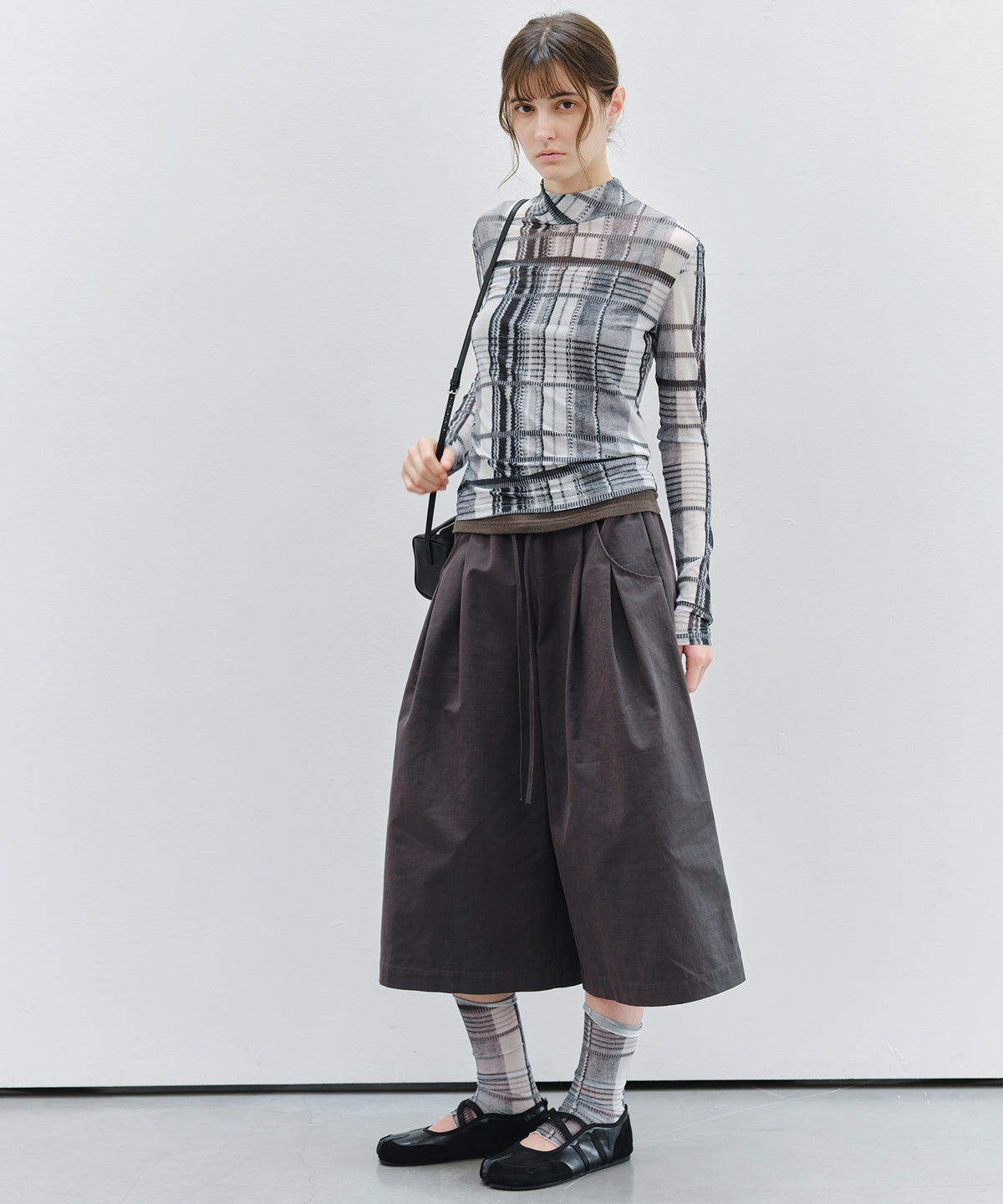「9月下旬出荷予定」Vintage Check Sheer Leg Warmers