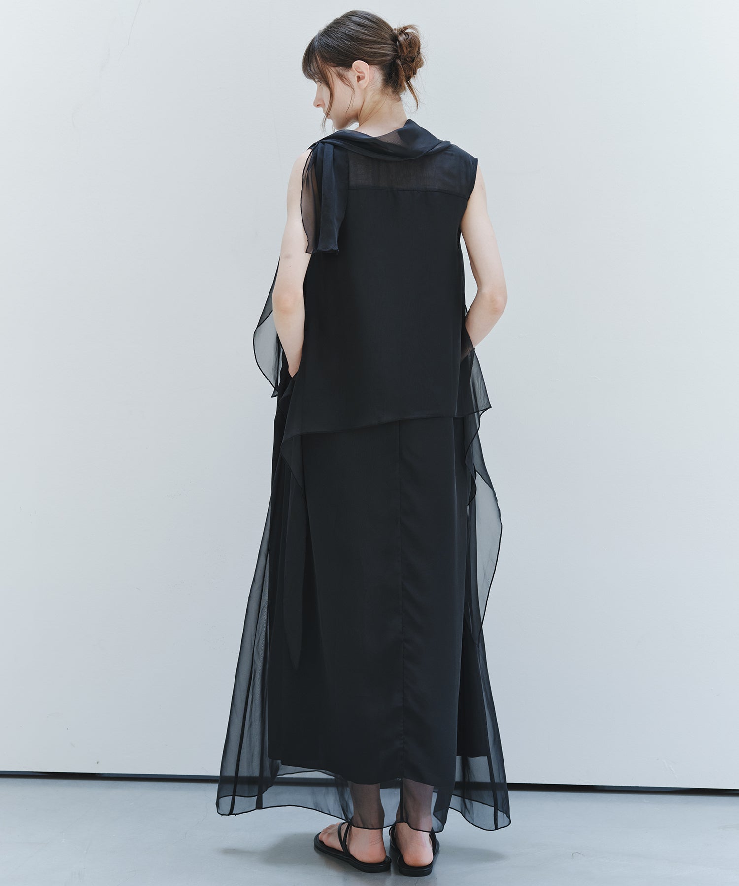 「7月中旬～下旬出荷」Sheer Draped Scarf Dress