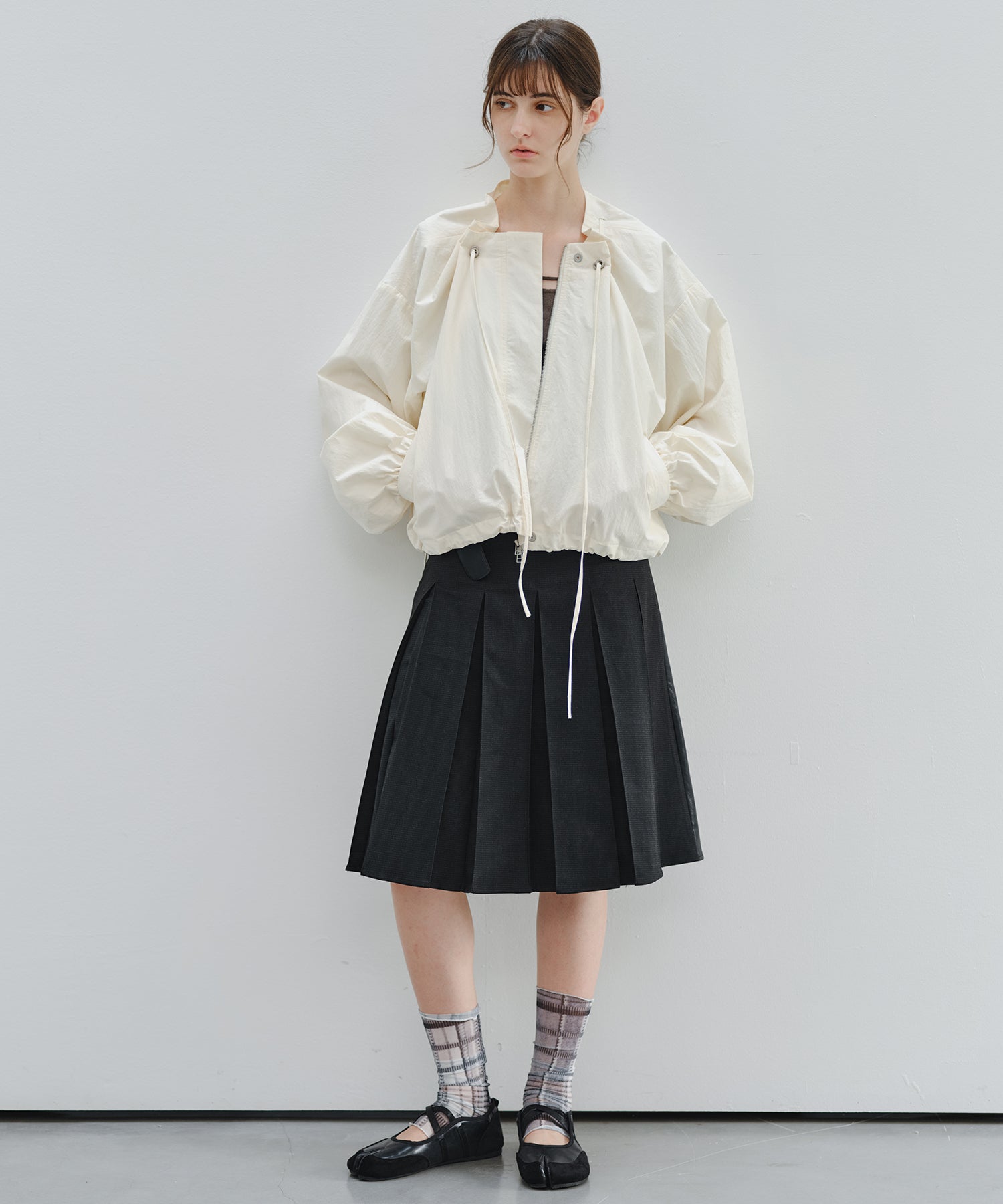 「9月下旬出荷予定」Drawstring Gathered Cropped Blouson