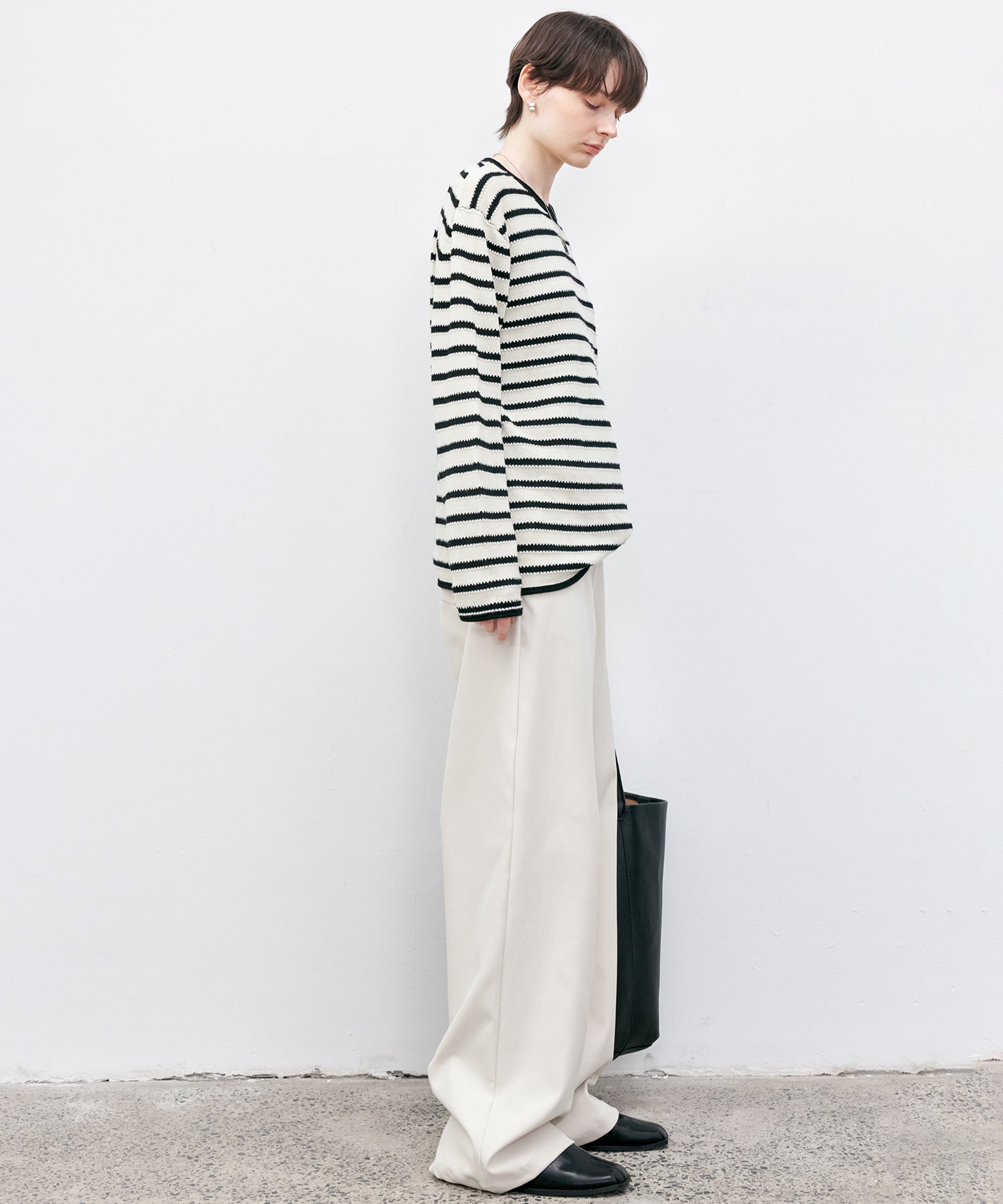 Wide-Leg Straight Trousers
