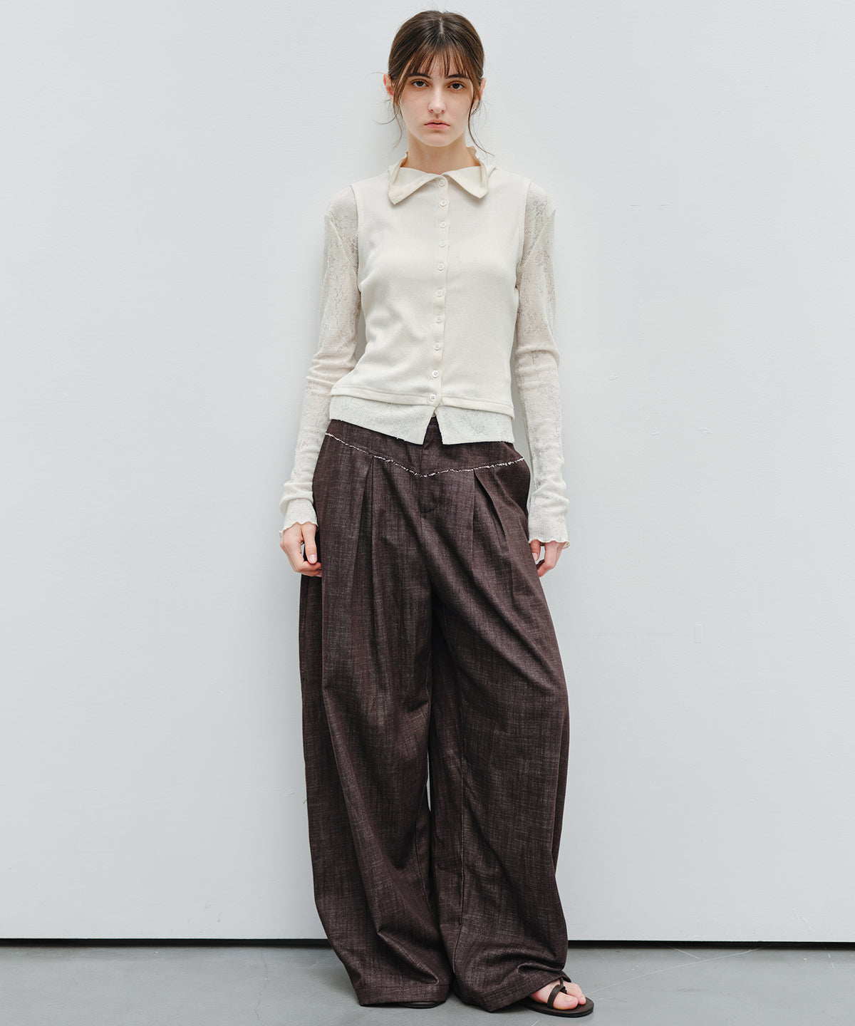 「9月下旬出荷予定」Lace Sleeve Layered Collar Top